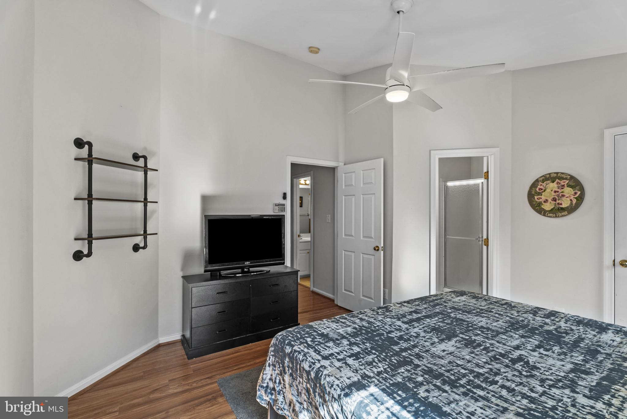 CHURCHILL TOWN SECTOR - Residential