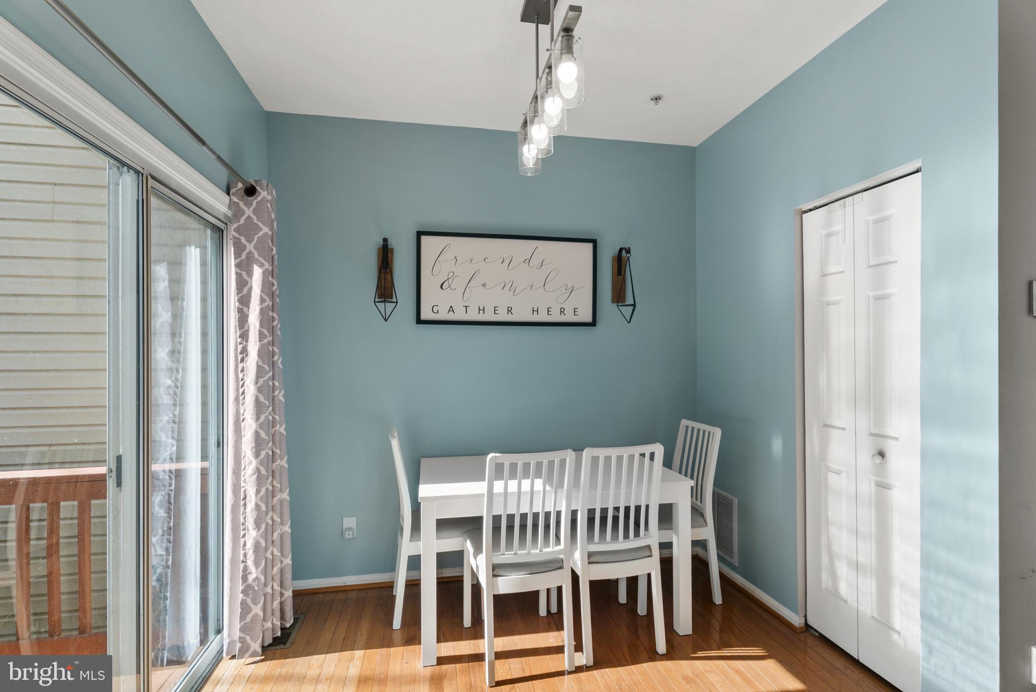 CHURCHILL TOWN SECTOR - Residential