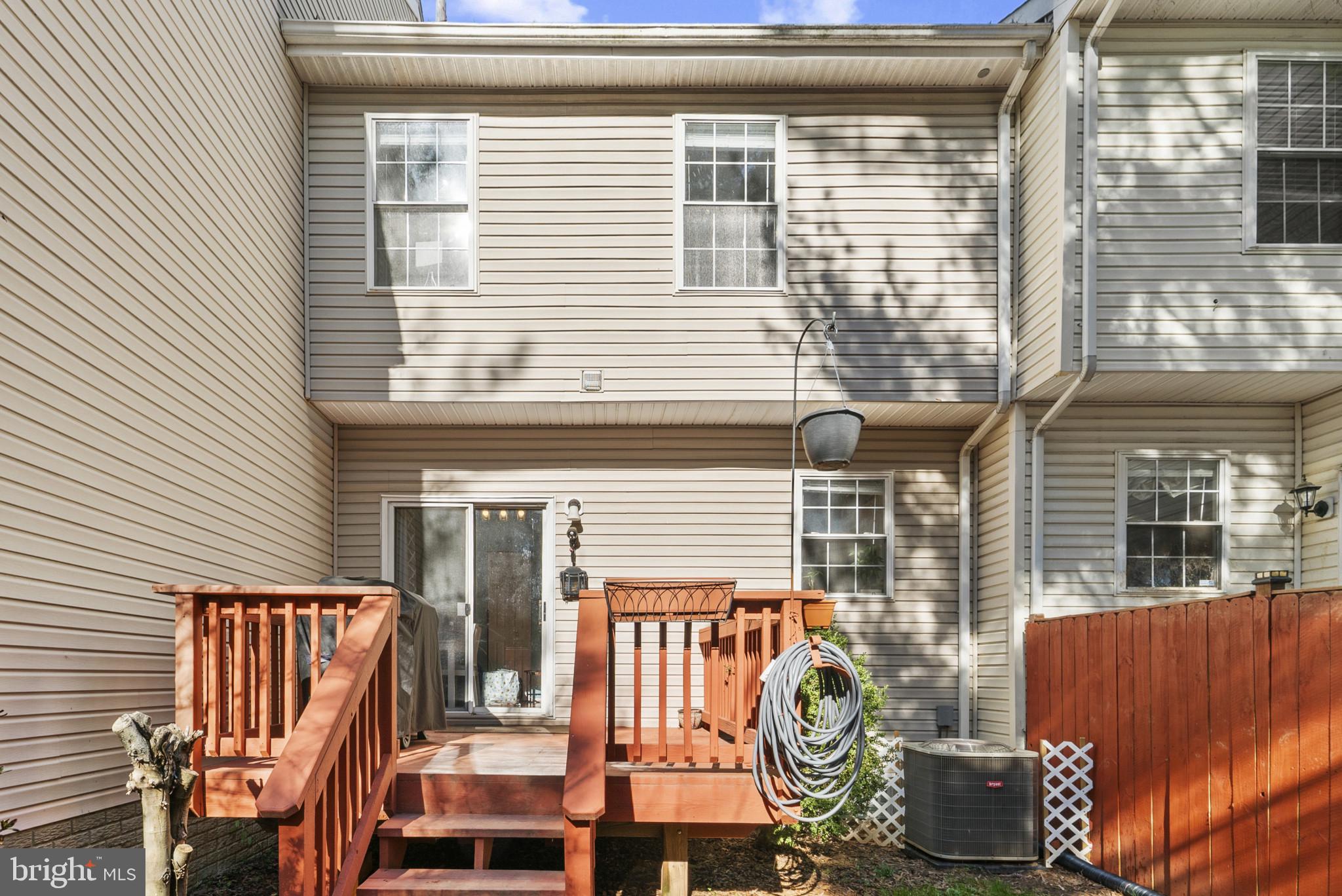 CHURCHILL TOWN SECTOR - Residential