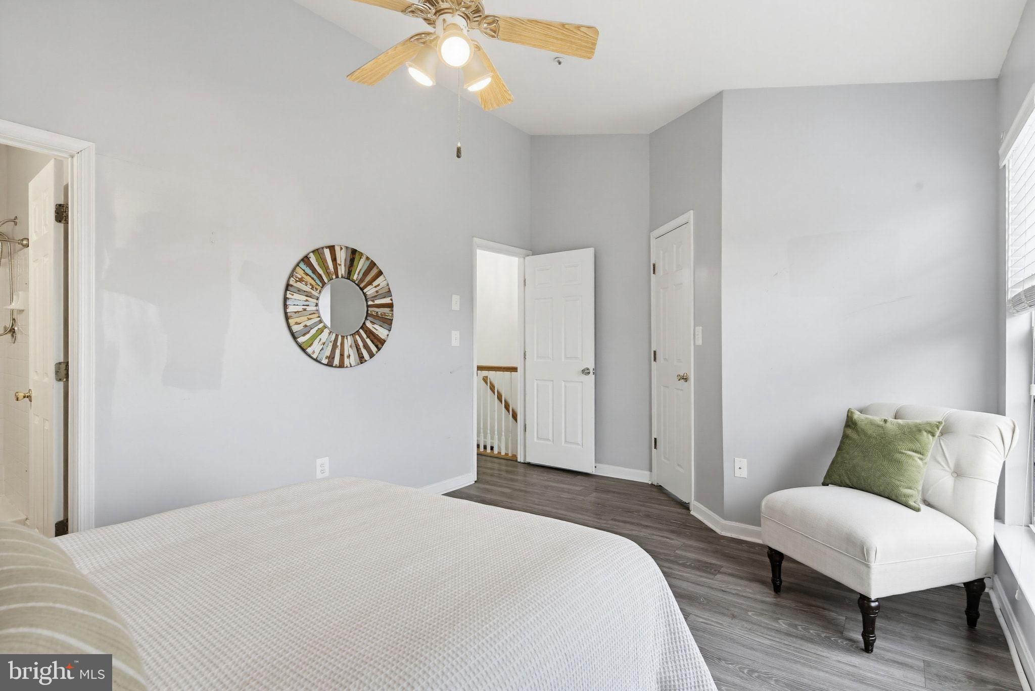 ENCLAVE AT SEVEN OAKS - Residential