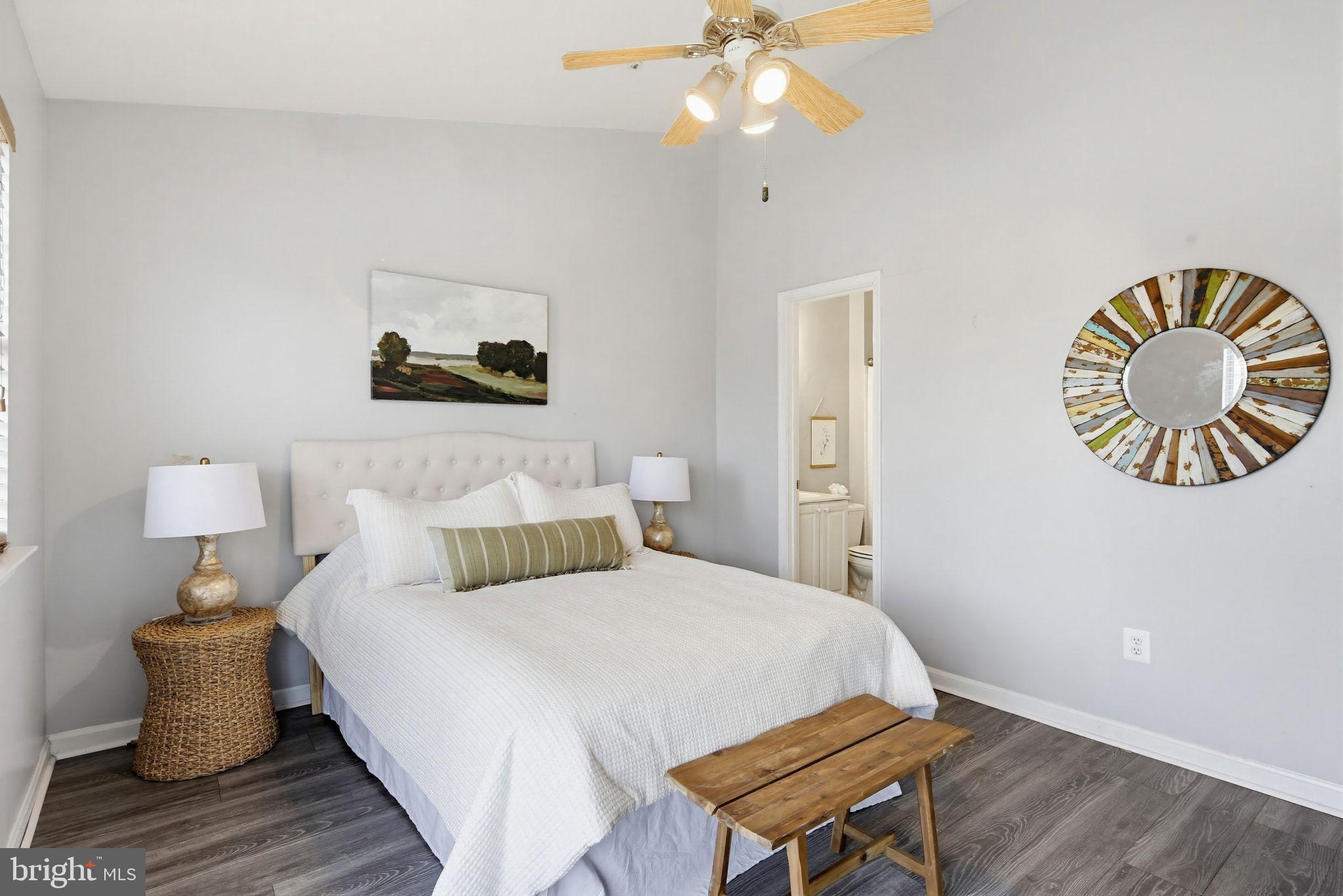 ENCLAVE AT SEVEN OAKS - Residential