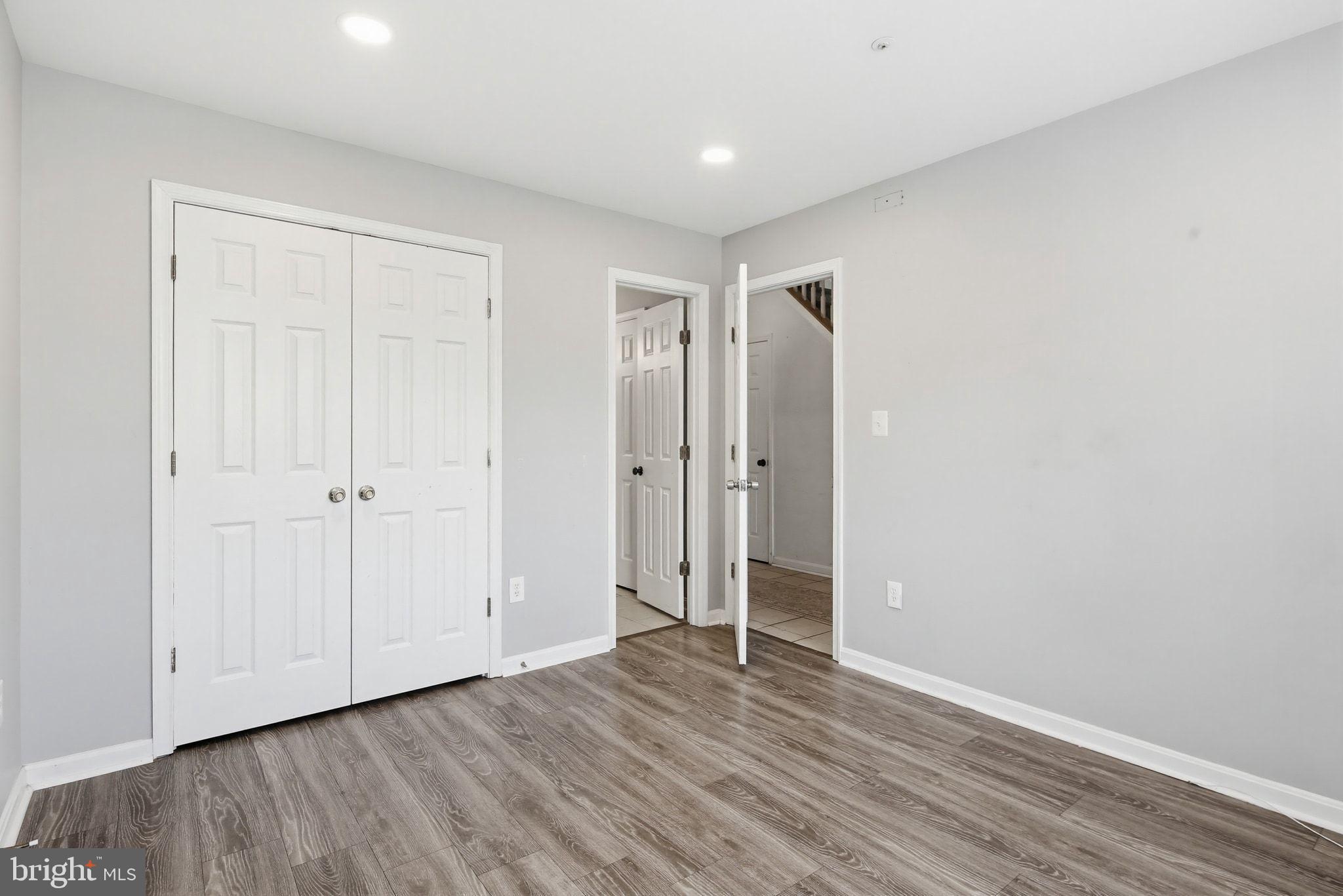 ENCLAVE AT SEVEN OAKS - Residential