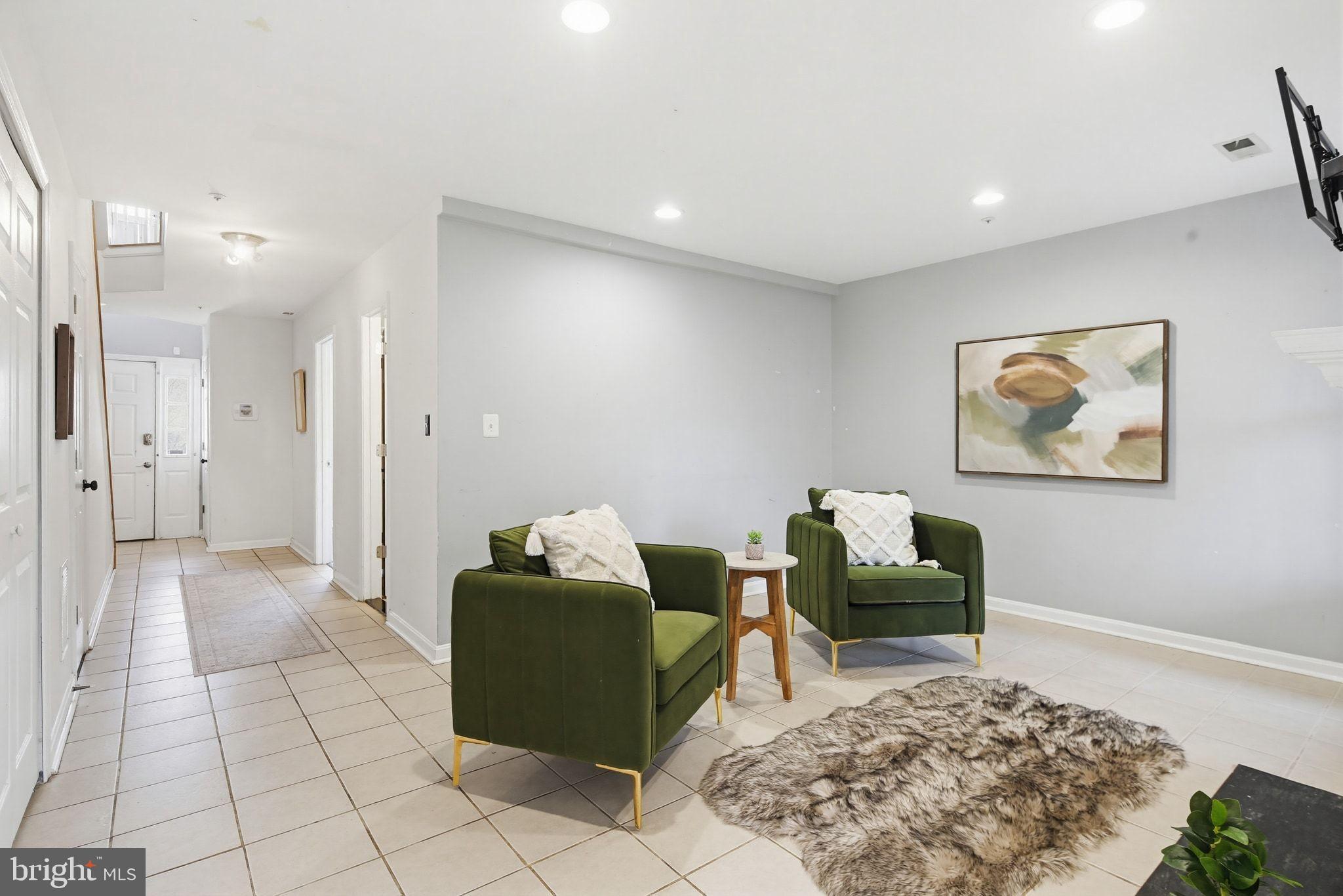 ENCLAVE AT SEVEN OAKS - Residential