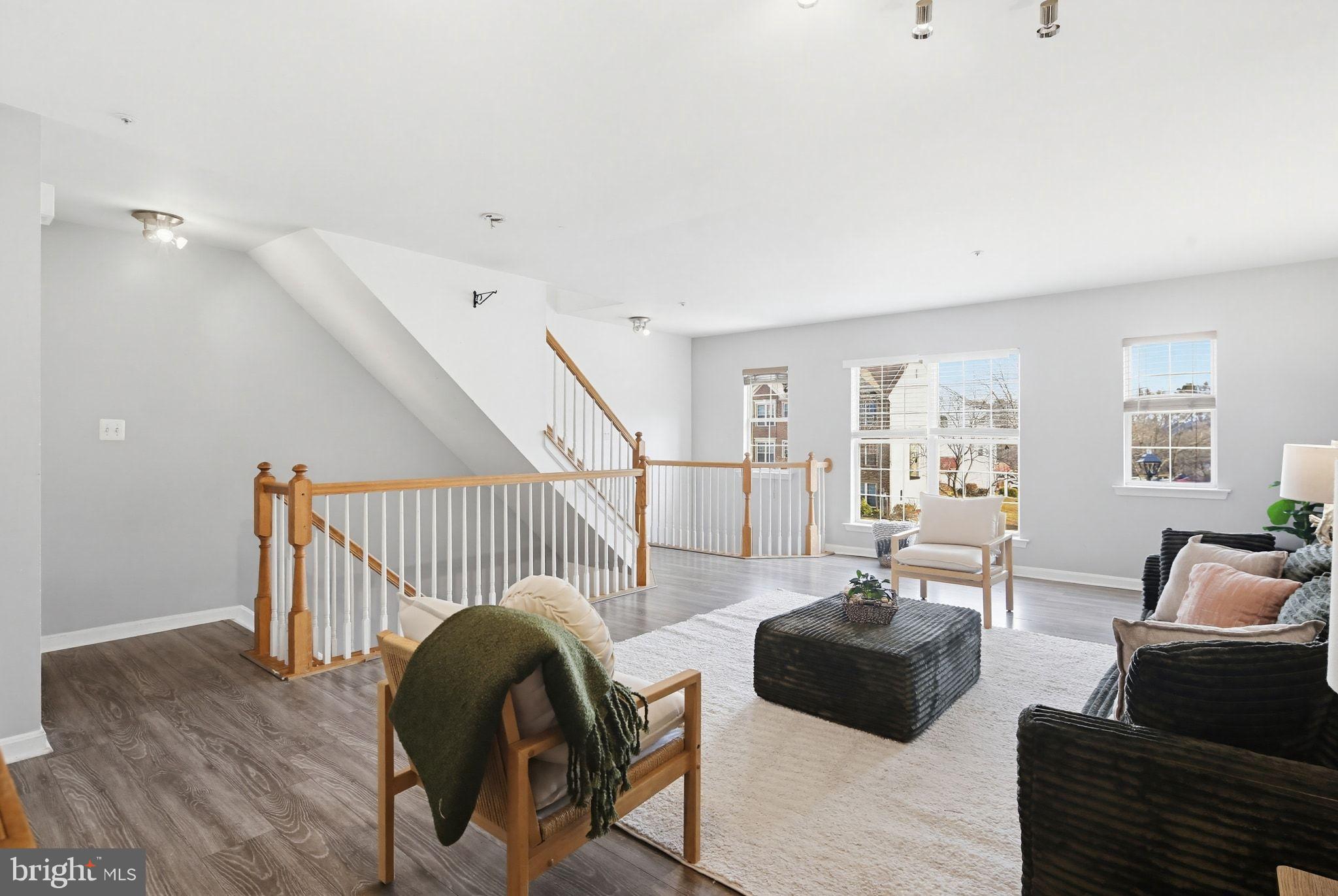 ENCLAVE AT SEVEN OAKS - Residential