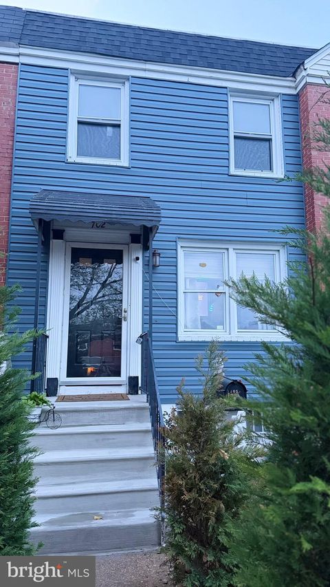 Photo of 702 S Woodington Road, BALTIMORE, MD 21229 (MLS # MDBA2211350)