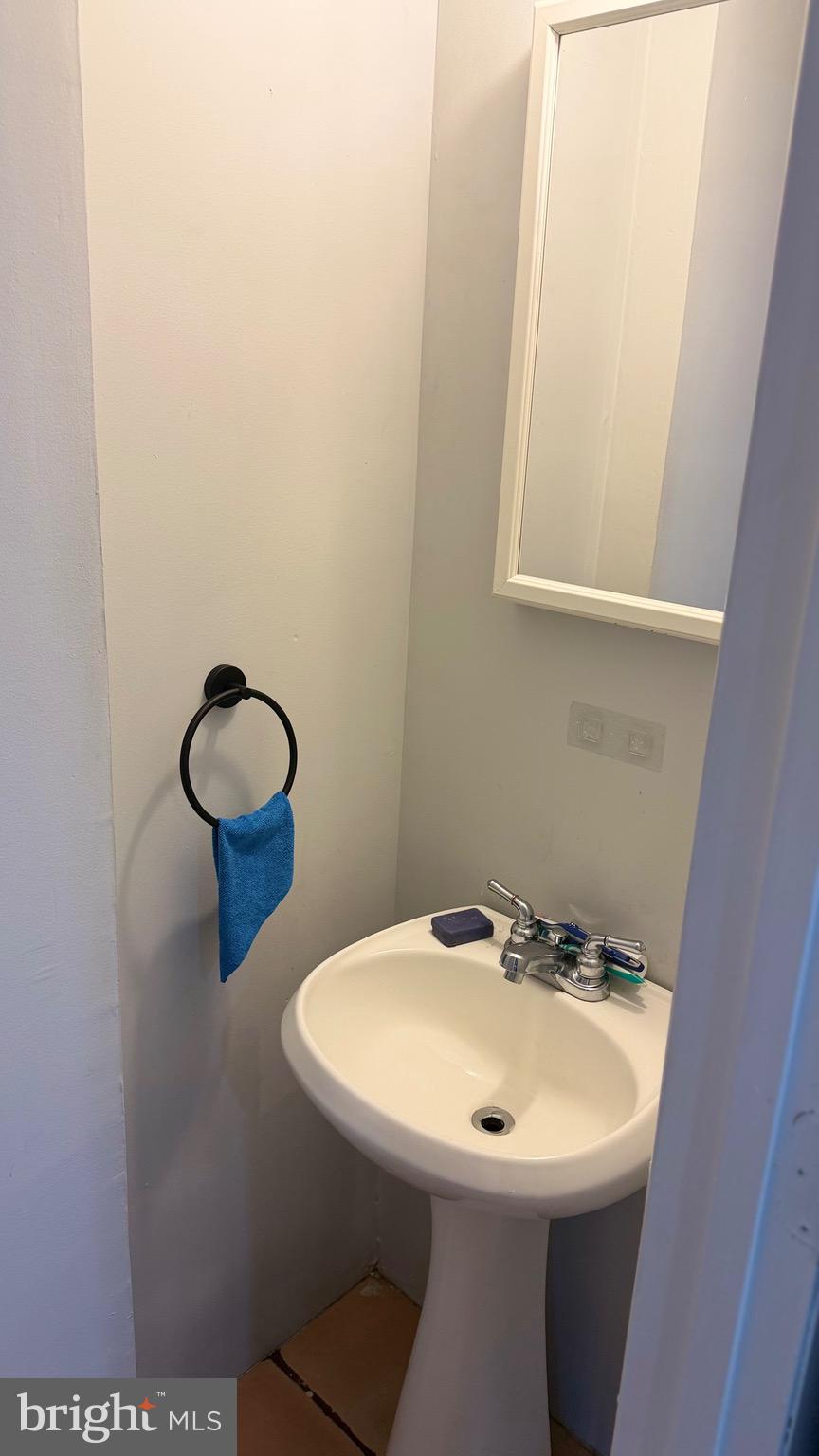 YALE HEIGHTS - Residential