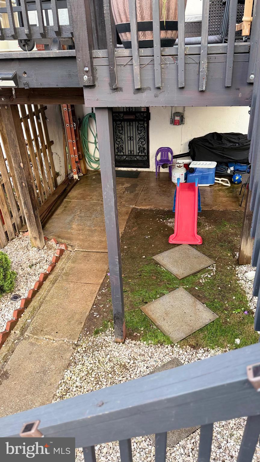 YALE HEIGHTS - Residential