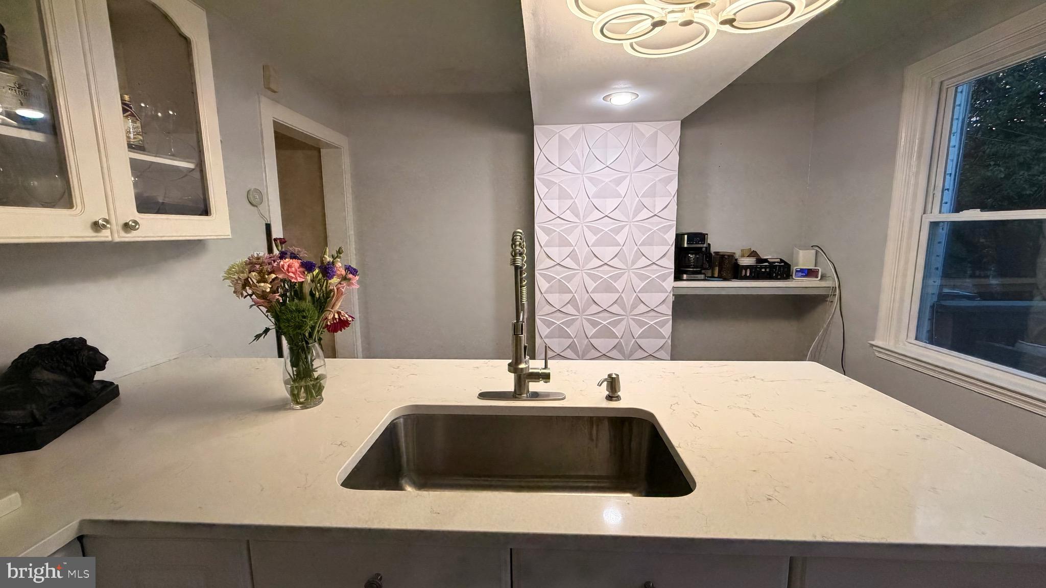 YALE HEIGHTS - Residential