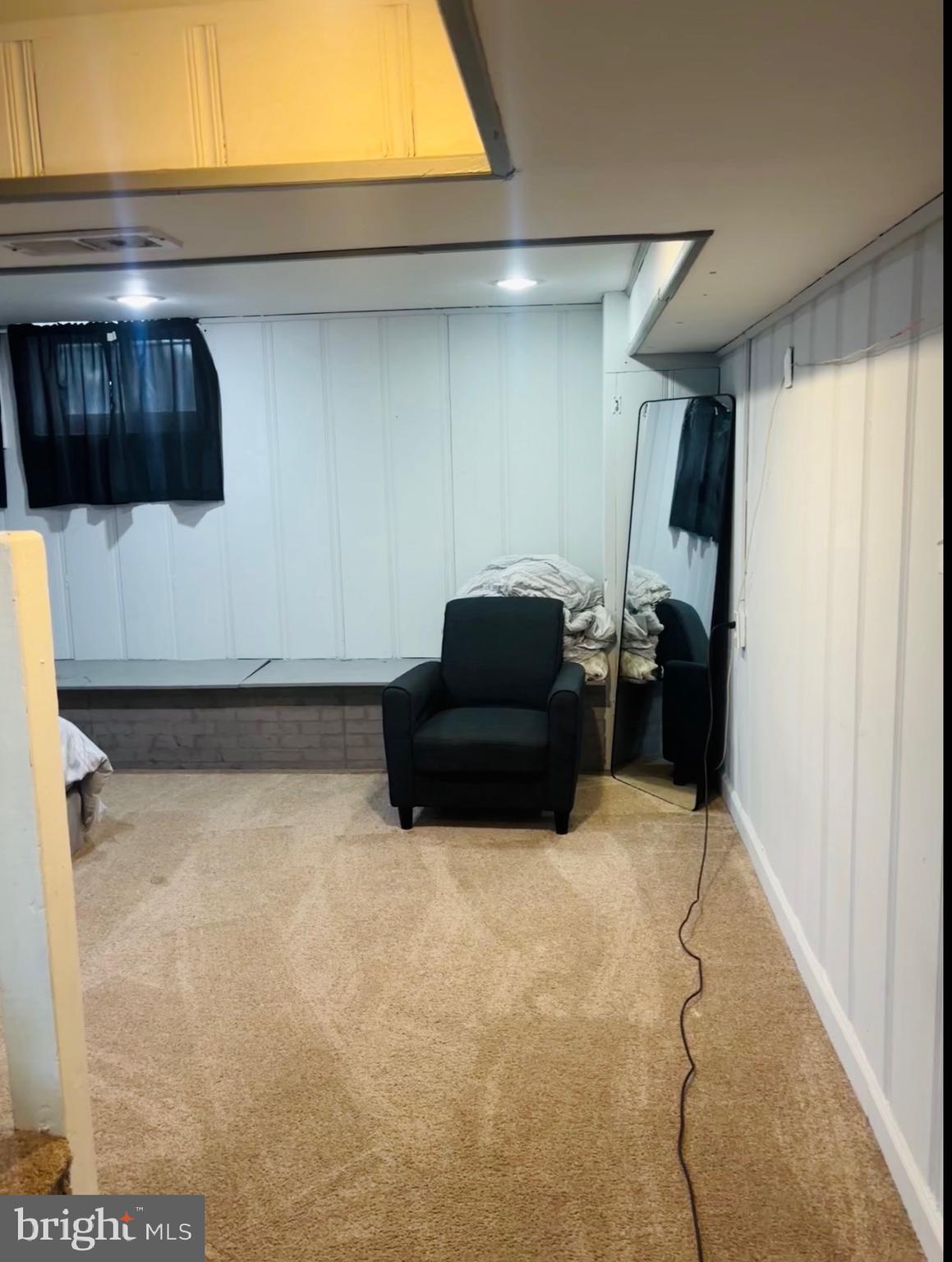 YALE HEIGHTS - Residential