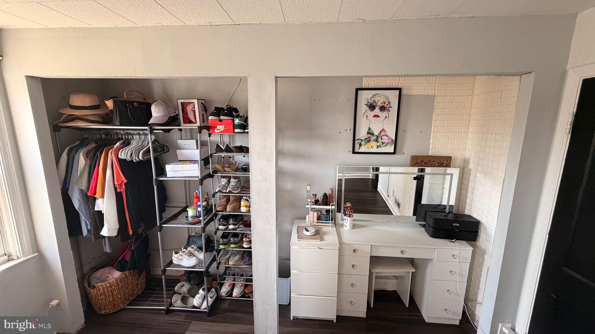 YALE HEIGHTS - Residential