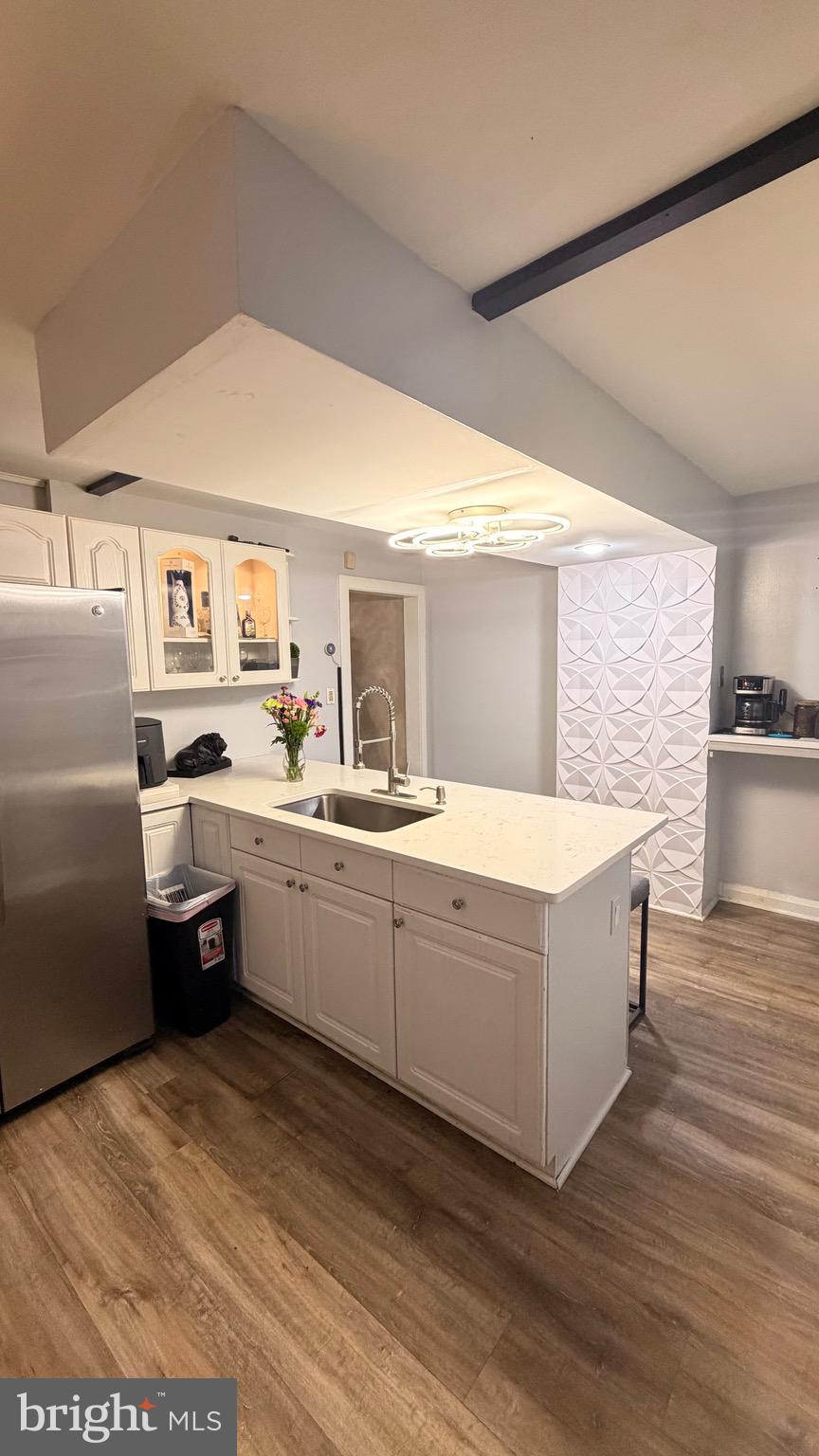 YALE HEIGHTS - Residential