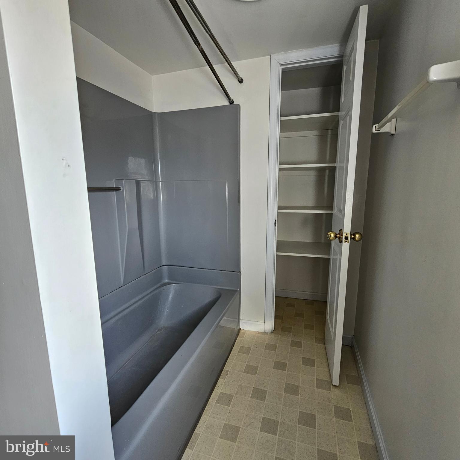 OXFORD - Residential