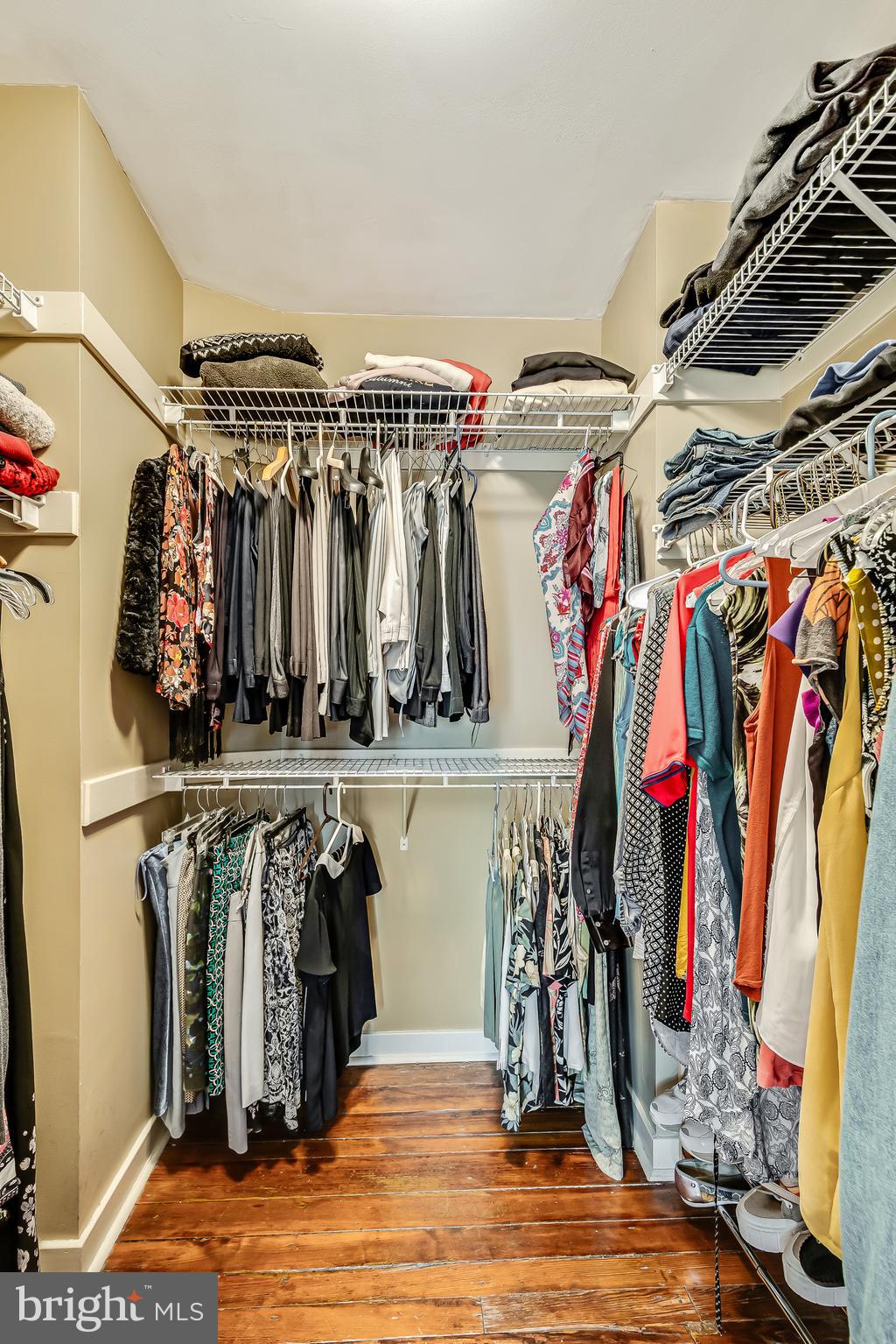 SPRING GARDEN - Residential