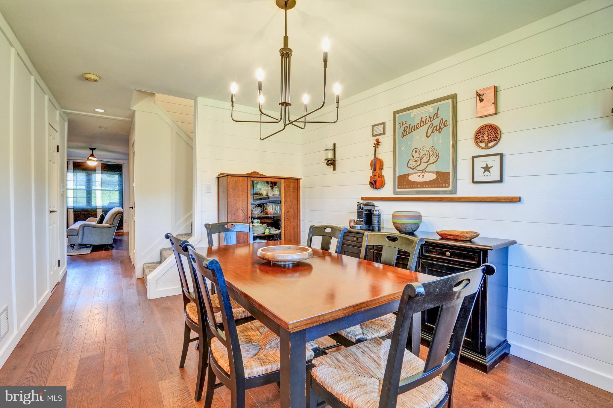 BEAVER RUN KNOLL - Residential