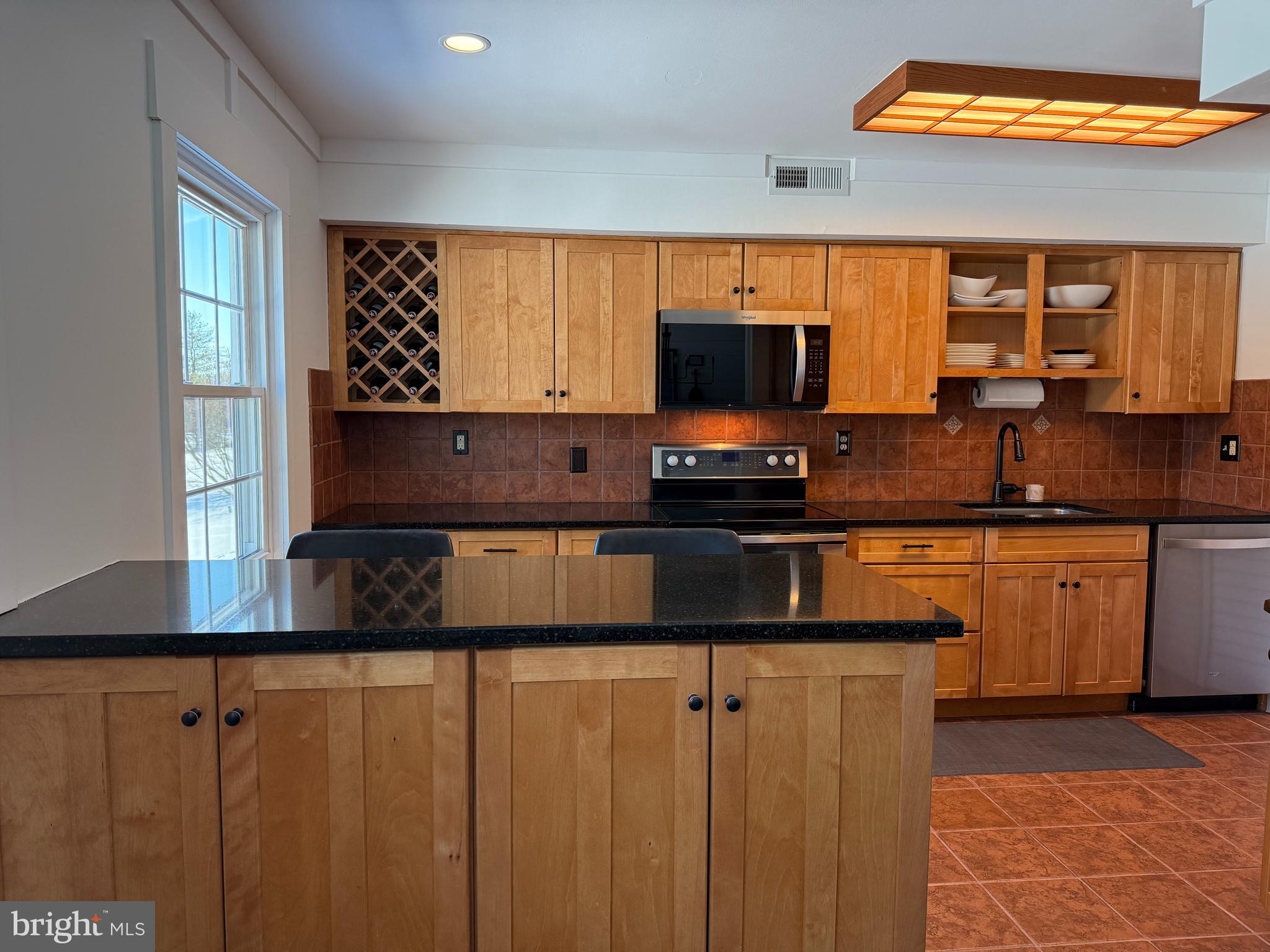 BEAVER RUN KNOLL - Residential