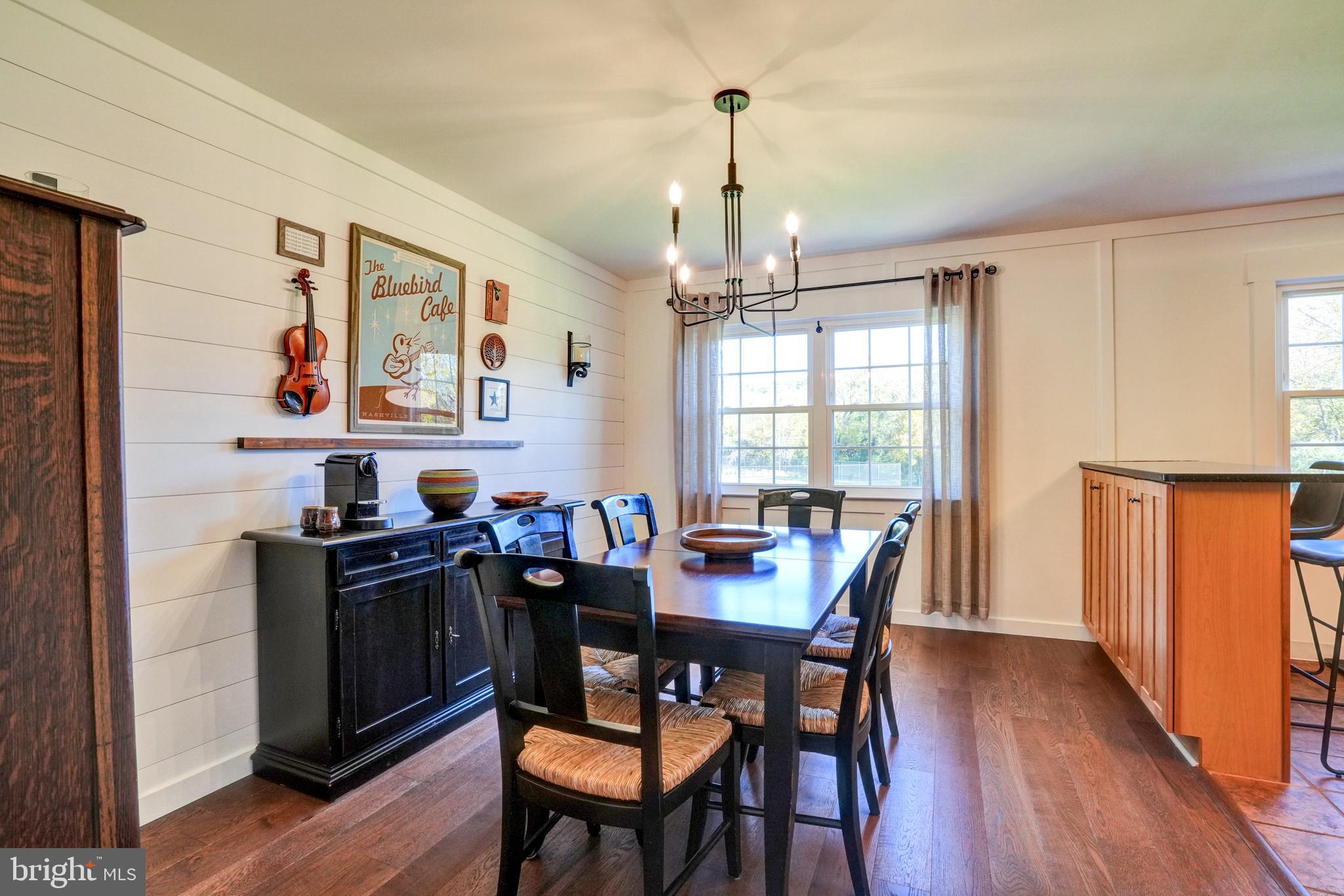 BEAVER RUN KNOLL - Residential