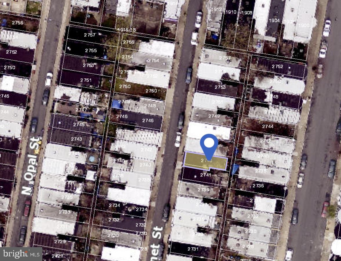 2743 N GARNET STREET