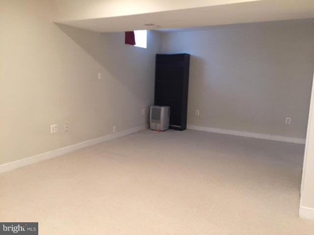 GERMANTOWN ESTATES - Residential Lease