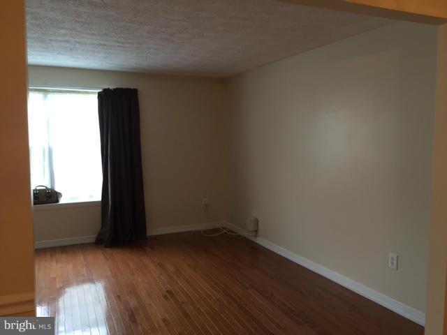 GERMANTOWN ESTATES - Residential Lease