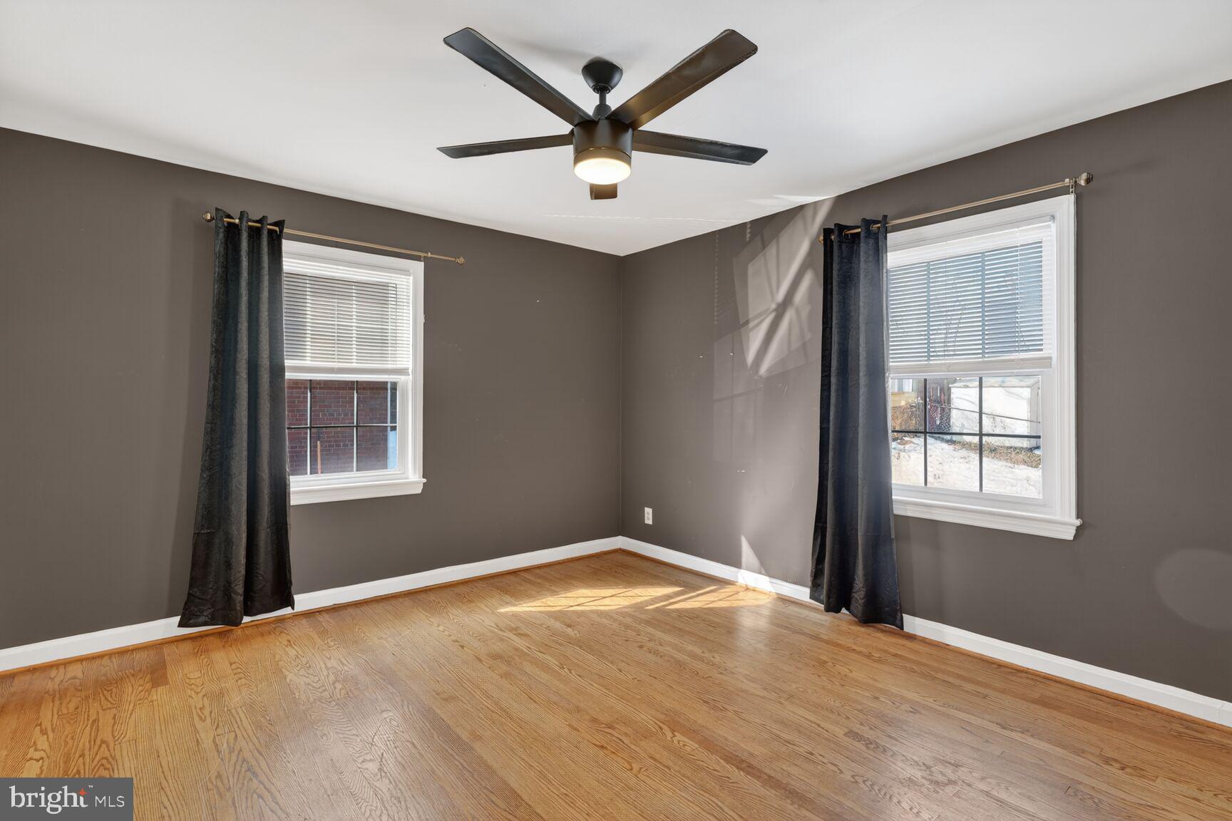 ARLINGTON VILLAGE - Residential Income