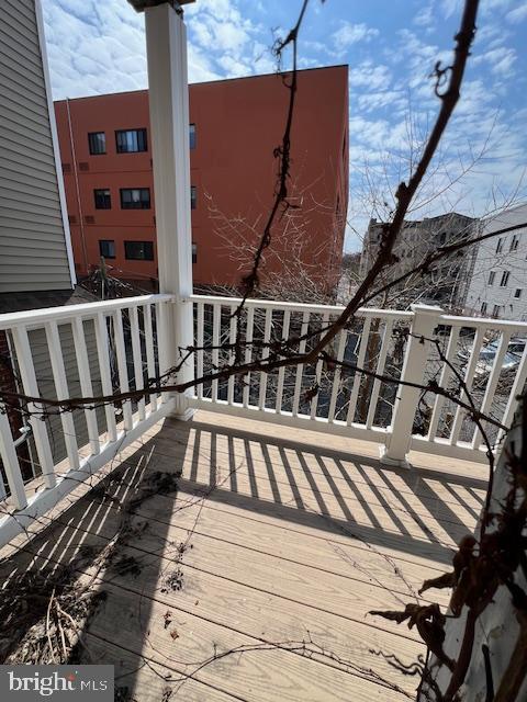 UNIVERSITY CITY - Residential Lease