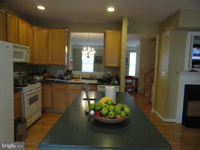 CAMERON STATION - Residential Lease