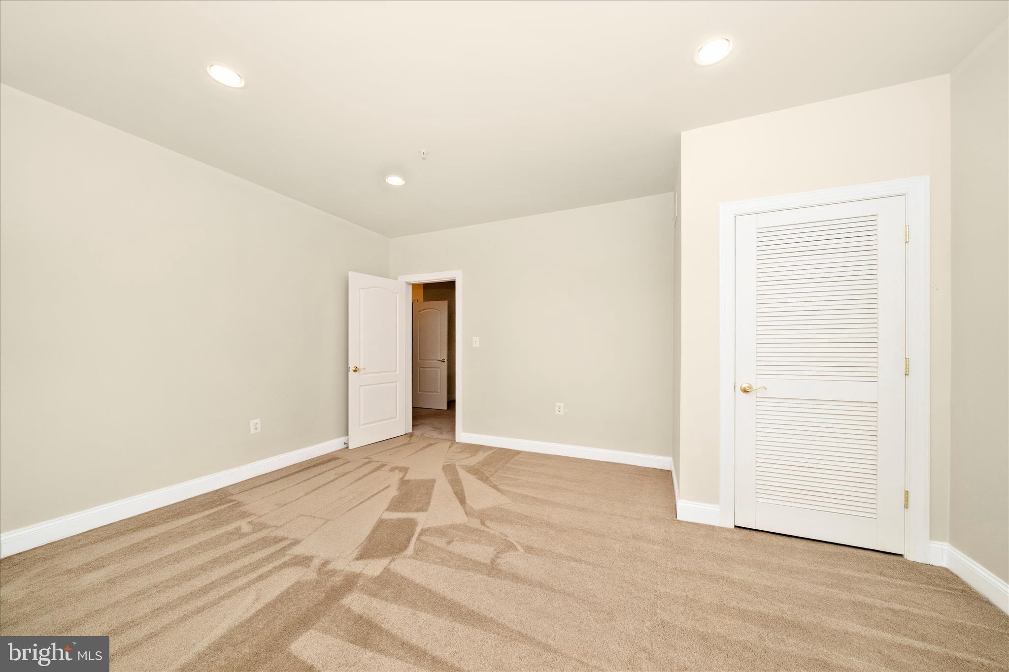 BROOKEFIELD - Residential