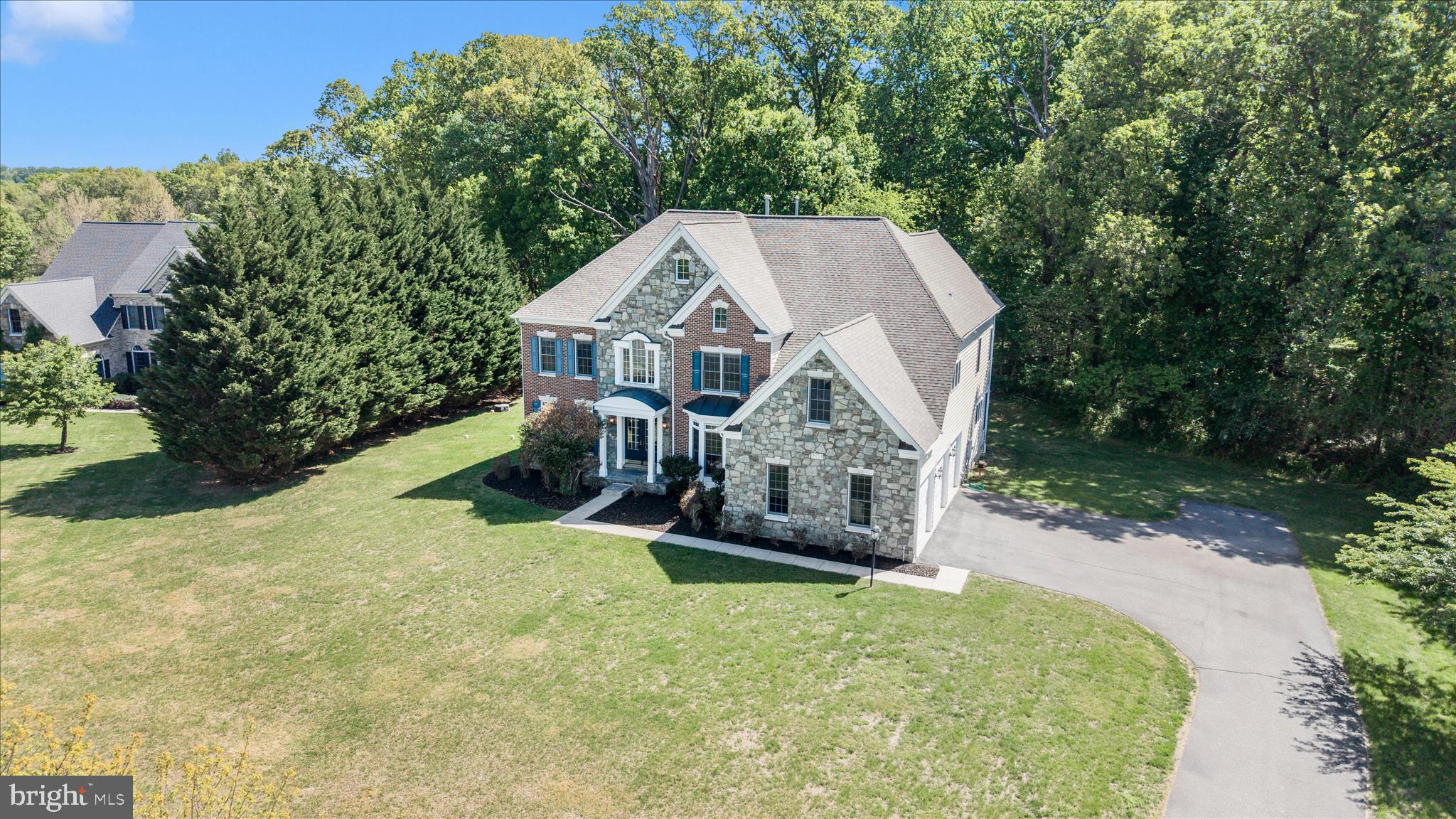 BROOKEFIELD - Residential