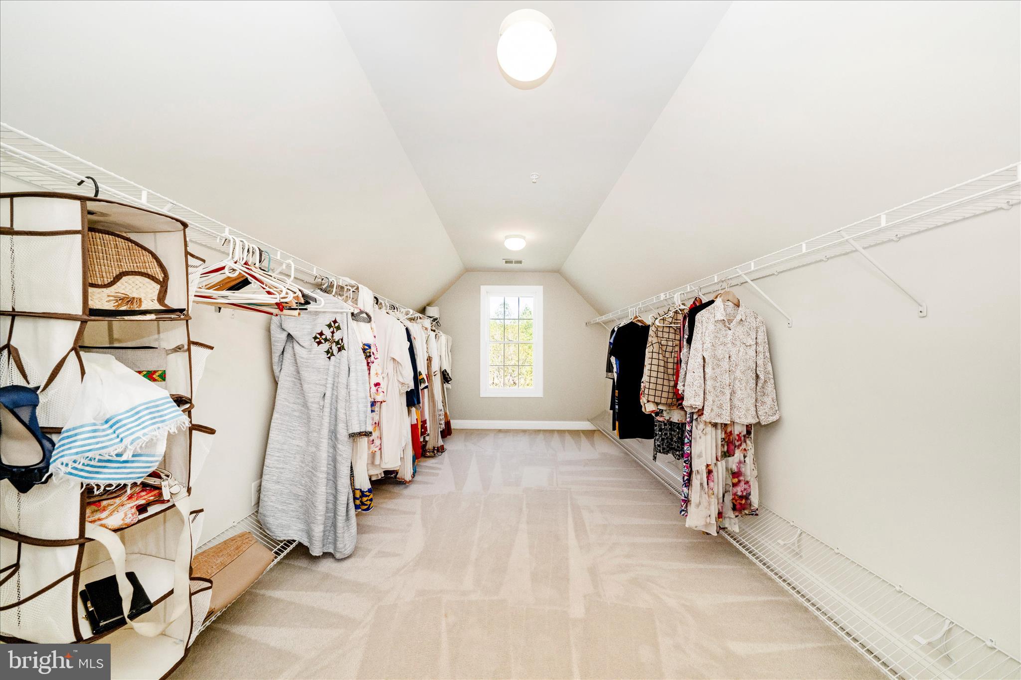 BROOKEFIELD - Residential