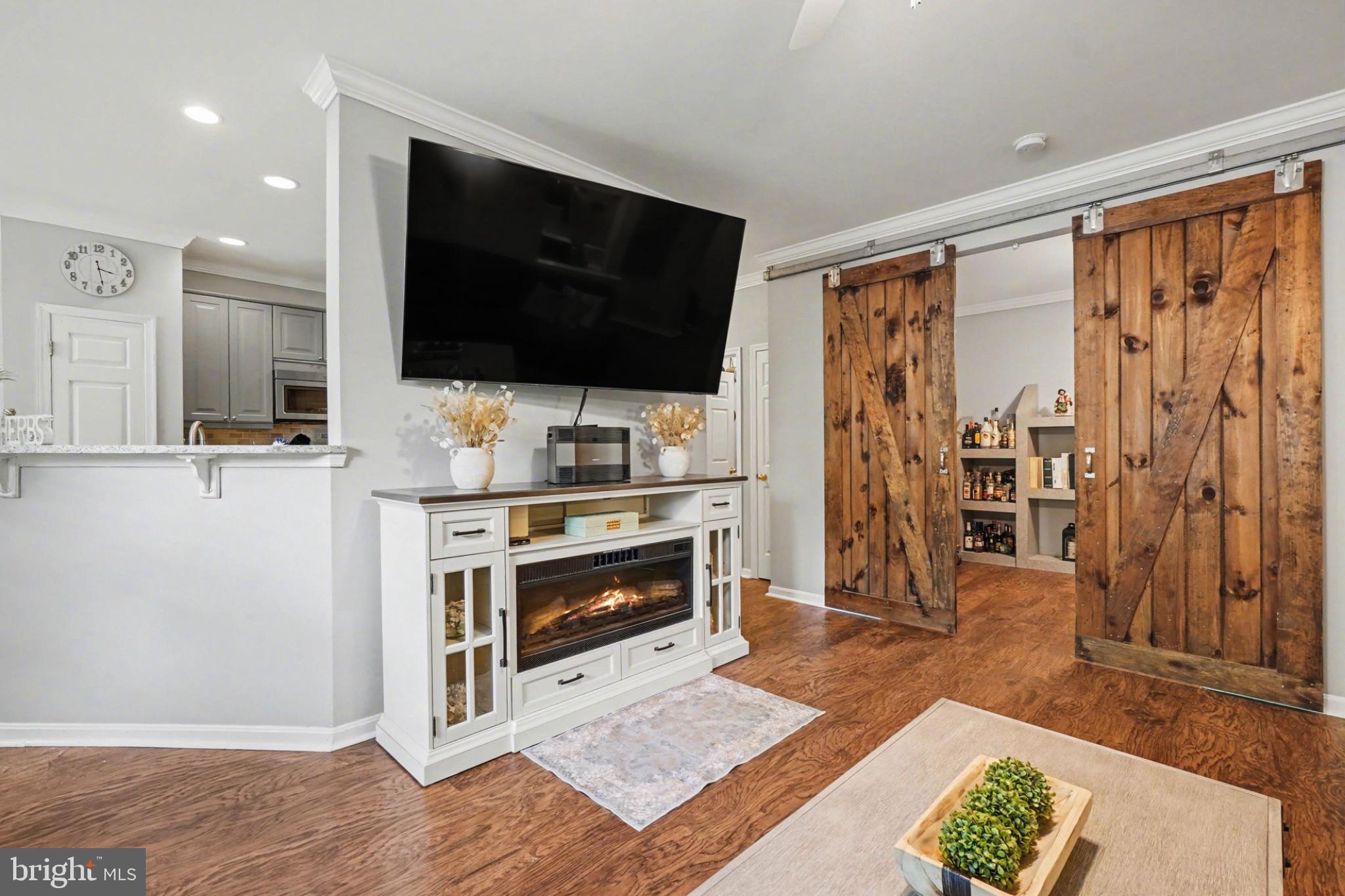 HOPEWELL POINTE - Residential