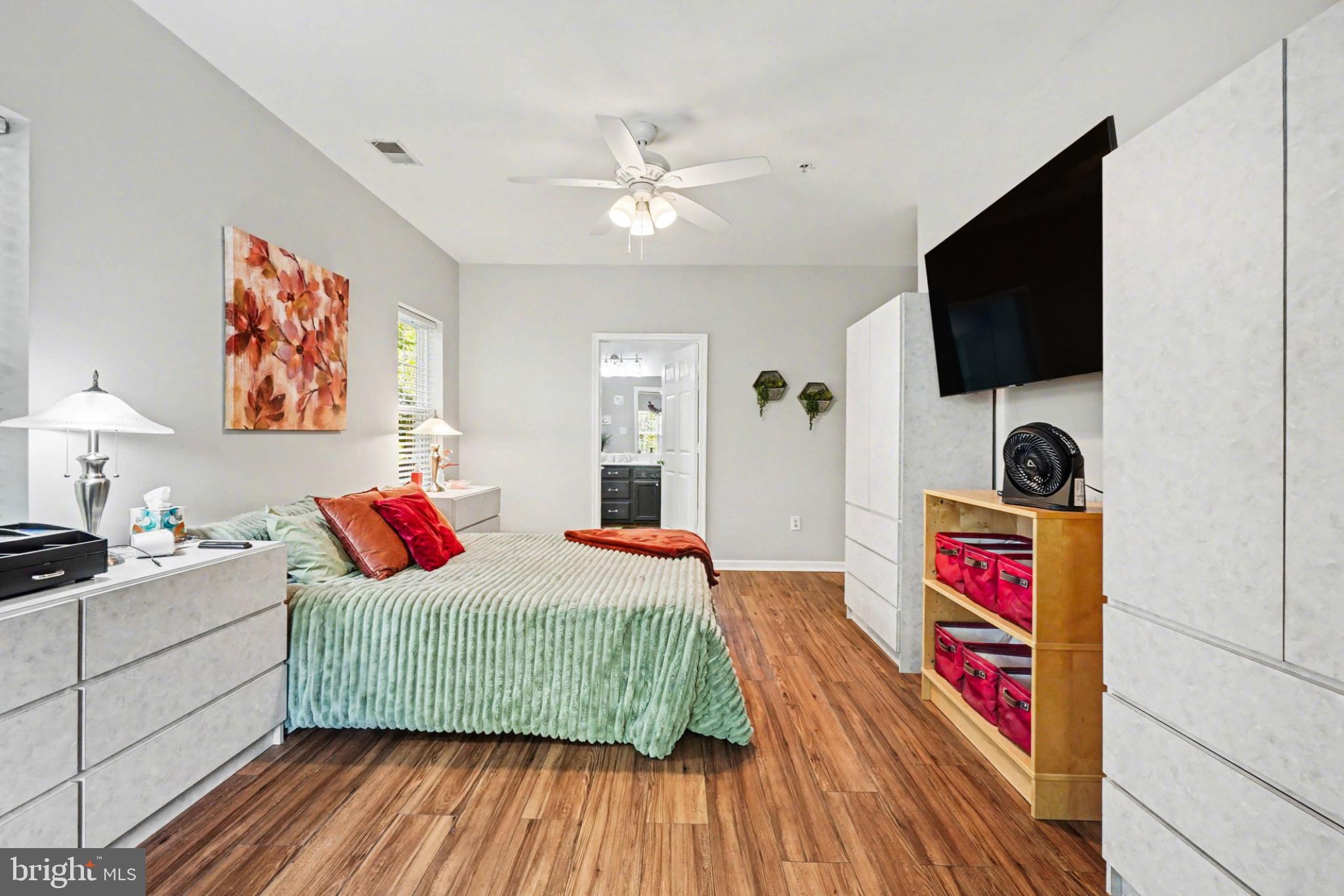 HOPEWELL POINTE - Residential