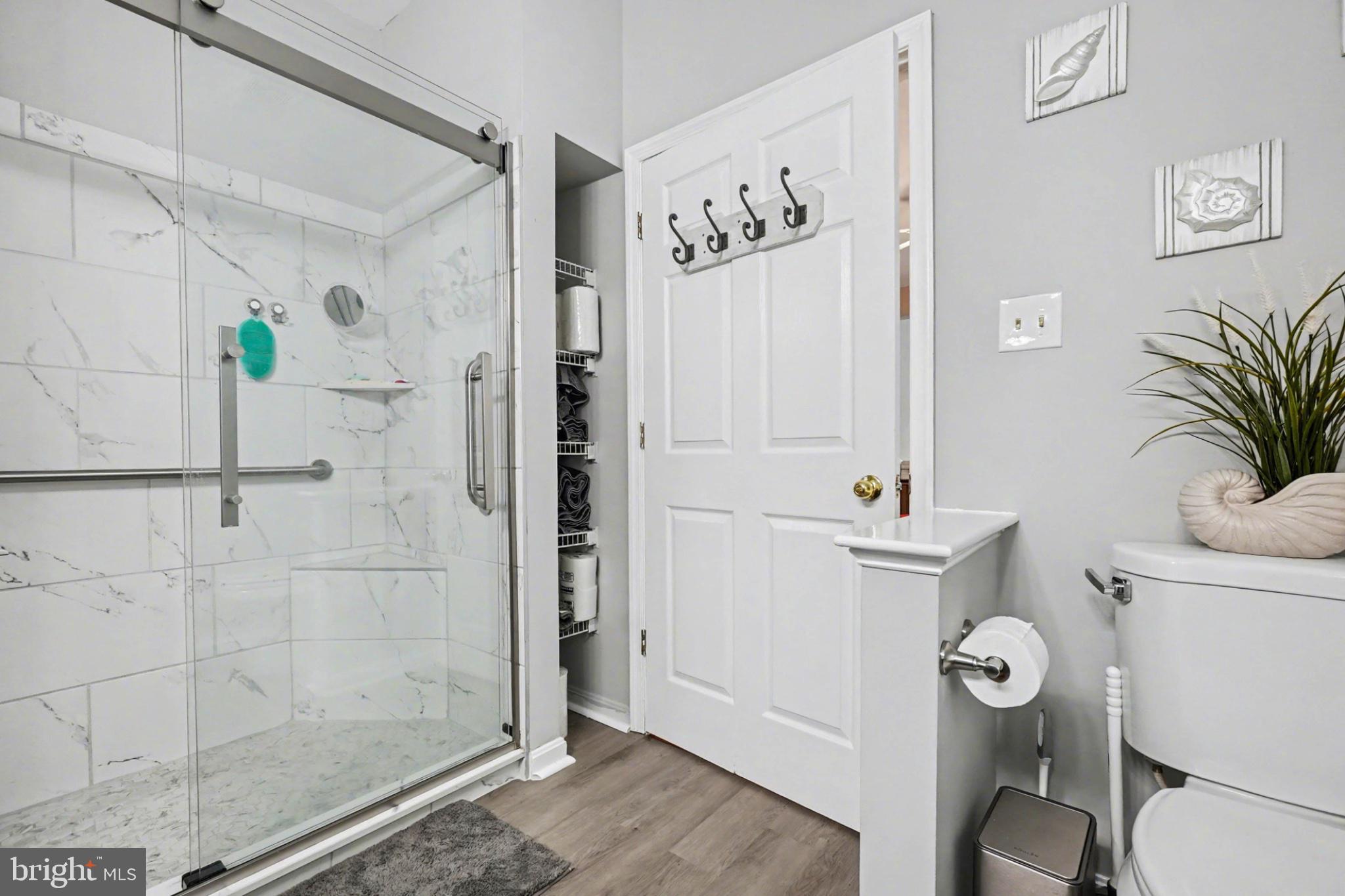 HOPEWELL POINTE - Residential