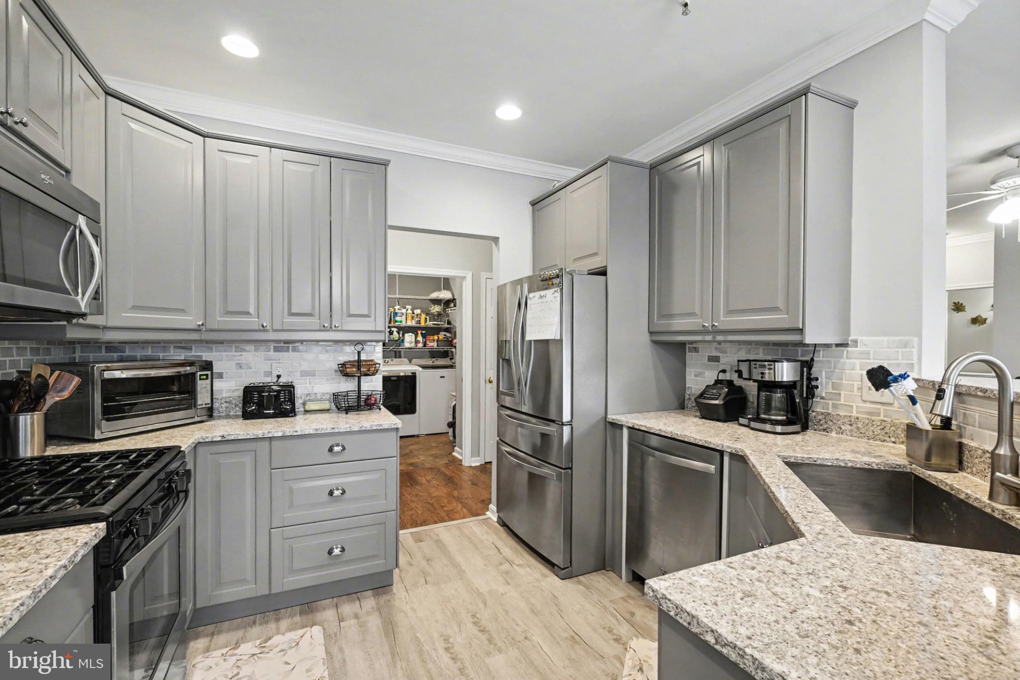 HOPEWELL POINTE - Residential