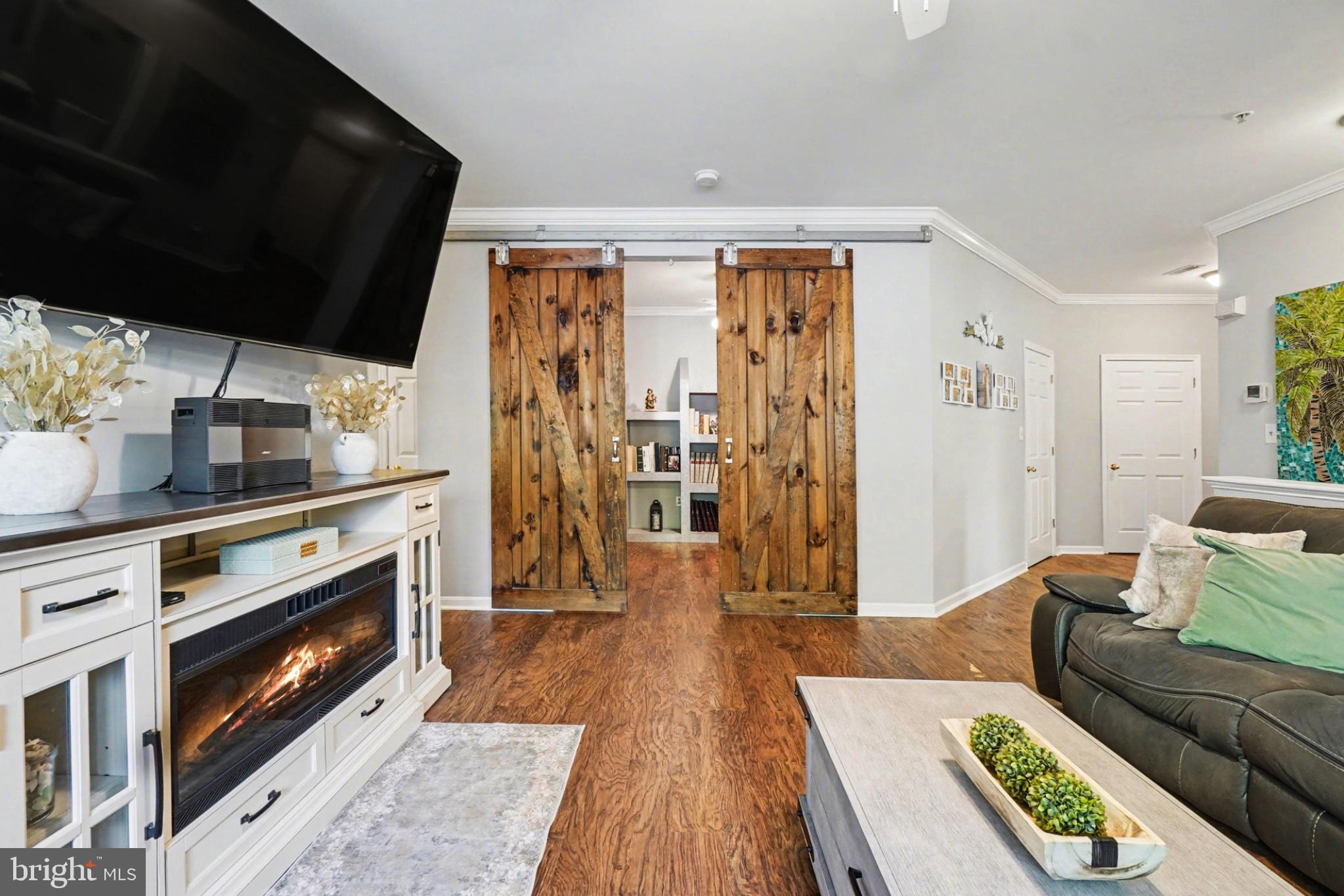 HOPEWELL POINTE - Residential