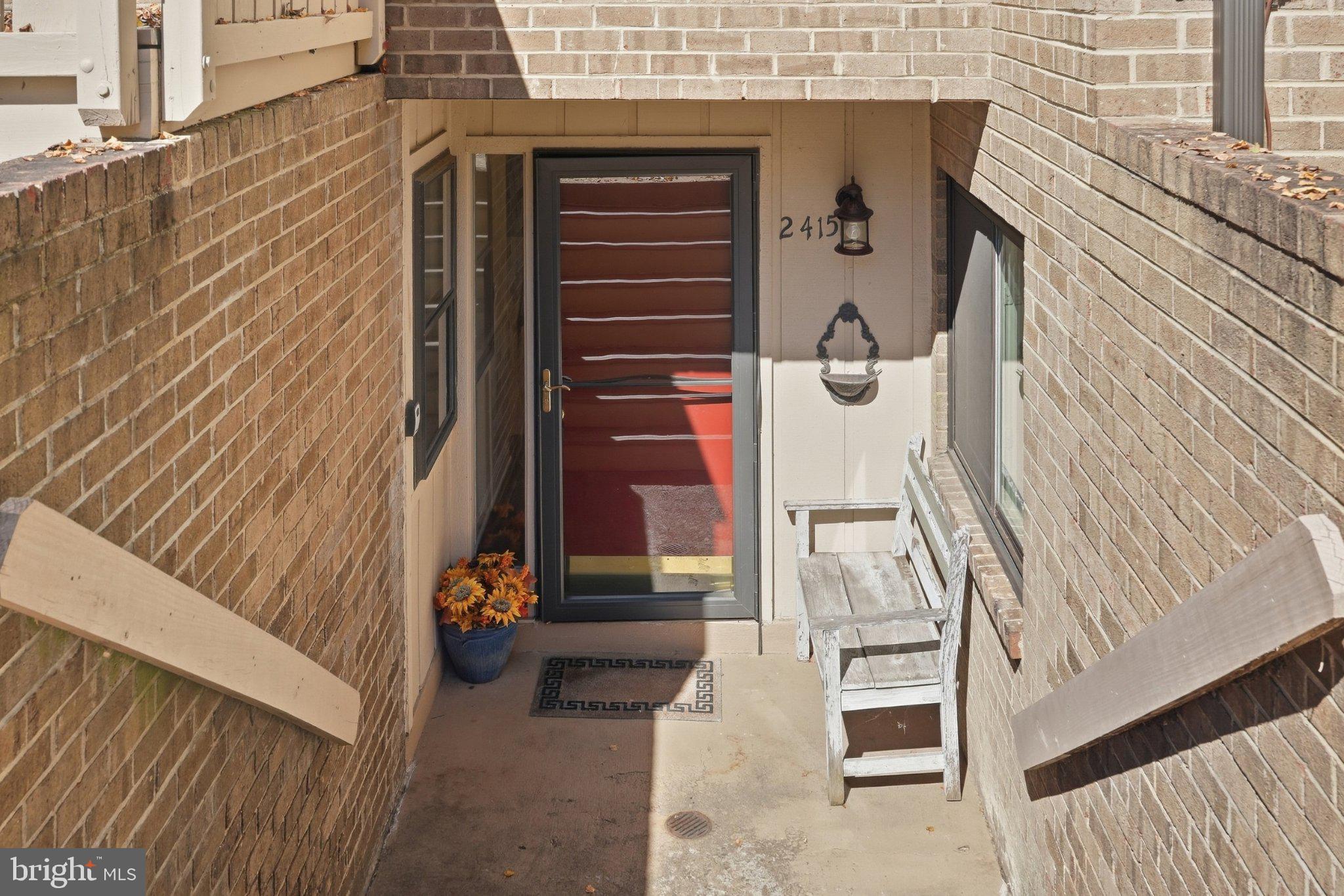 2415 GLENGYLE DRIVE 257