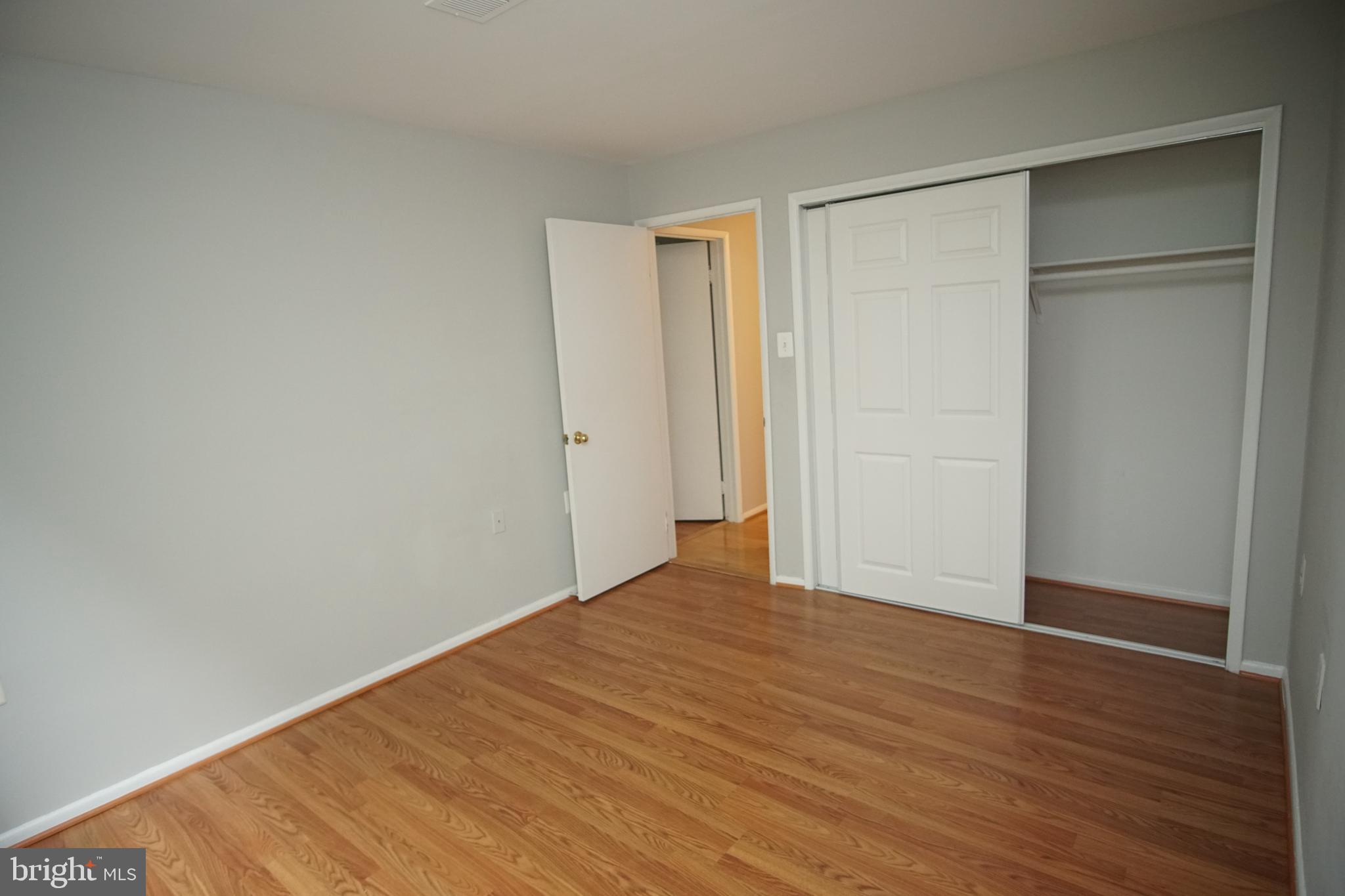 BRIARWOOD COURT - Residential