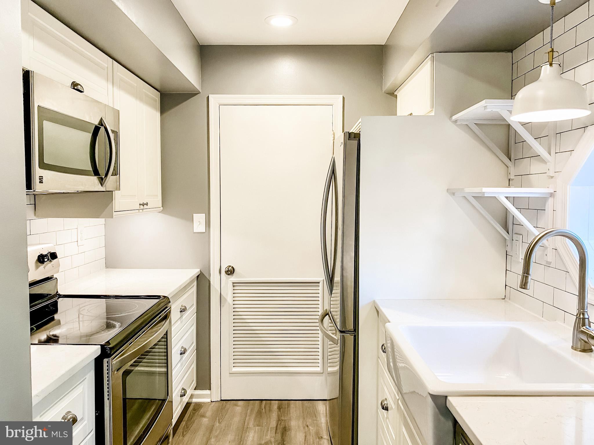 HEATHERLEA - Residential Lease