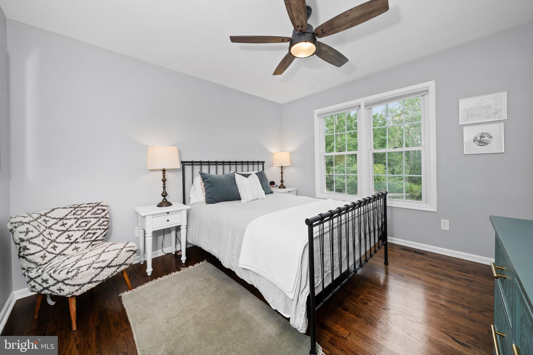 WOODSIDE - Residential