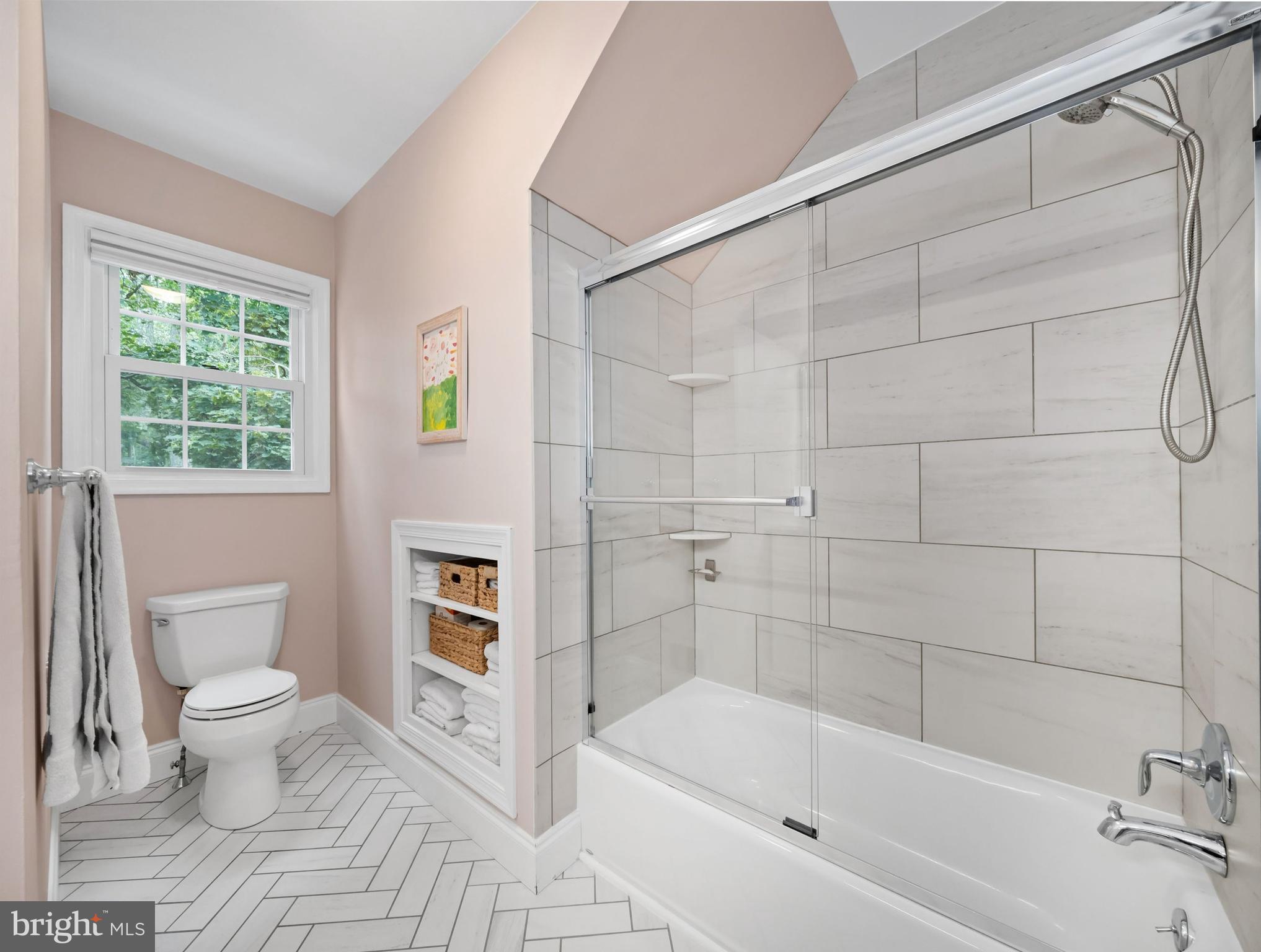 WOODSIDE - Residential