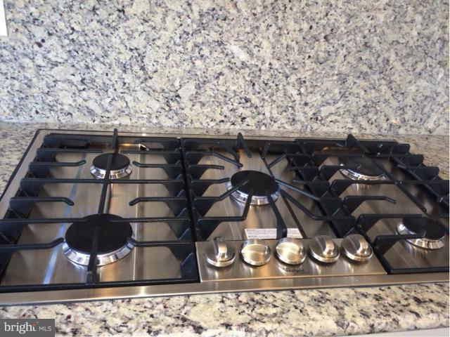 CROWN FARM - Residential Lease