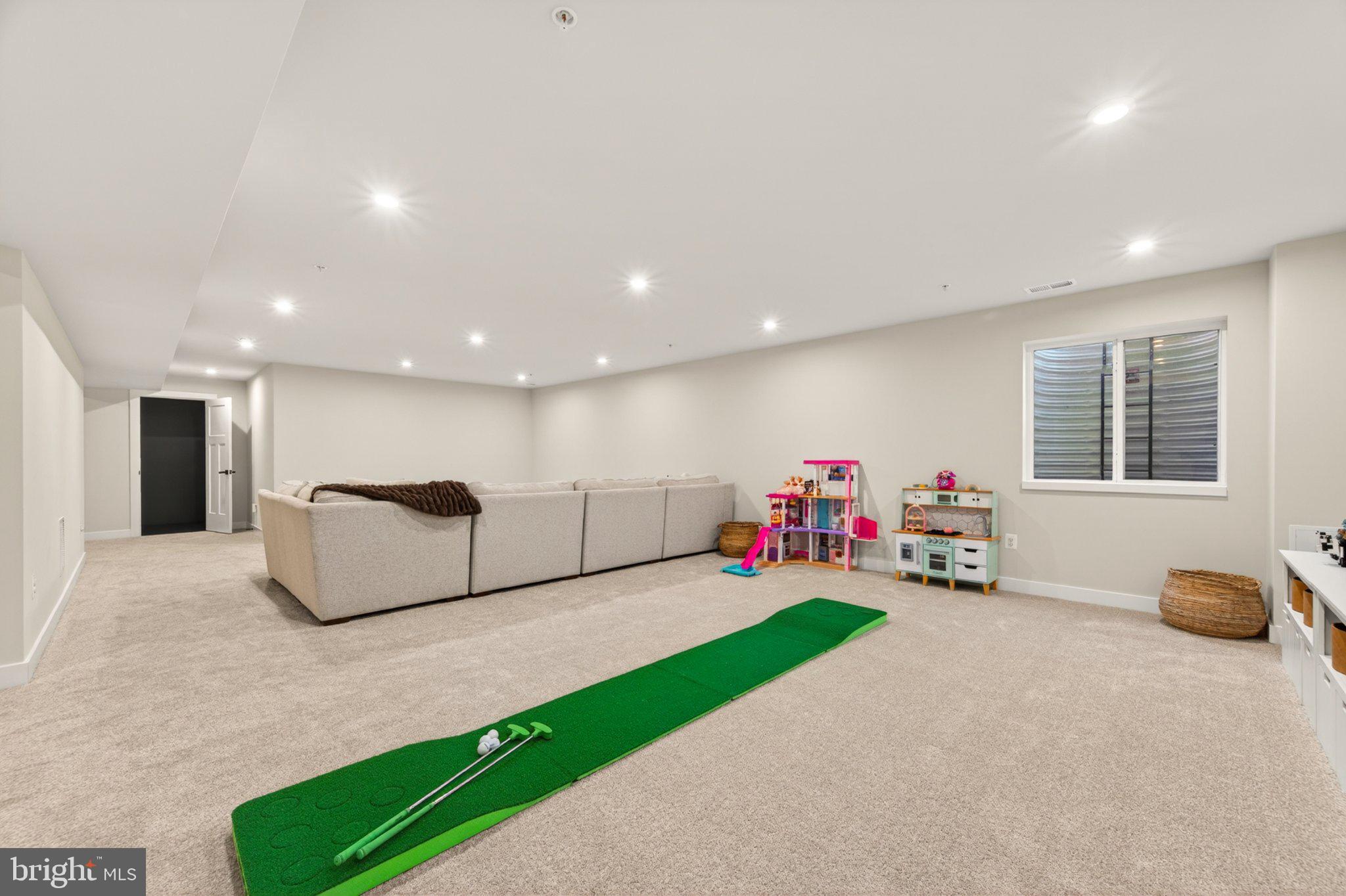 BRUNSWICK CROSSING - Residential