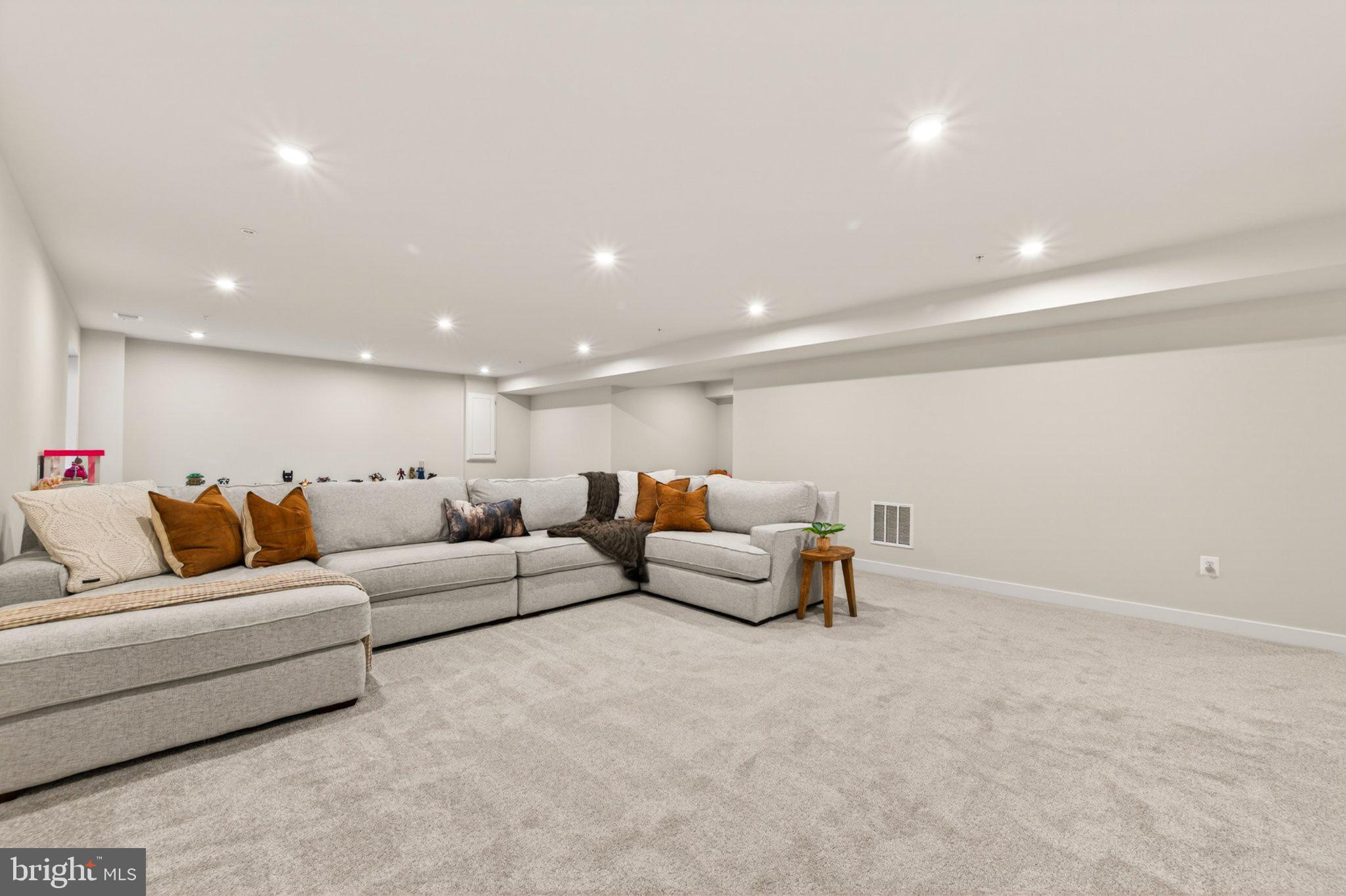BRUNSWICK CROSSING - Residential