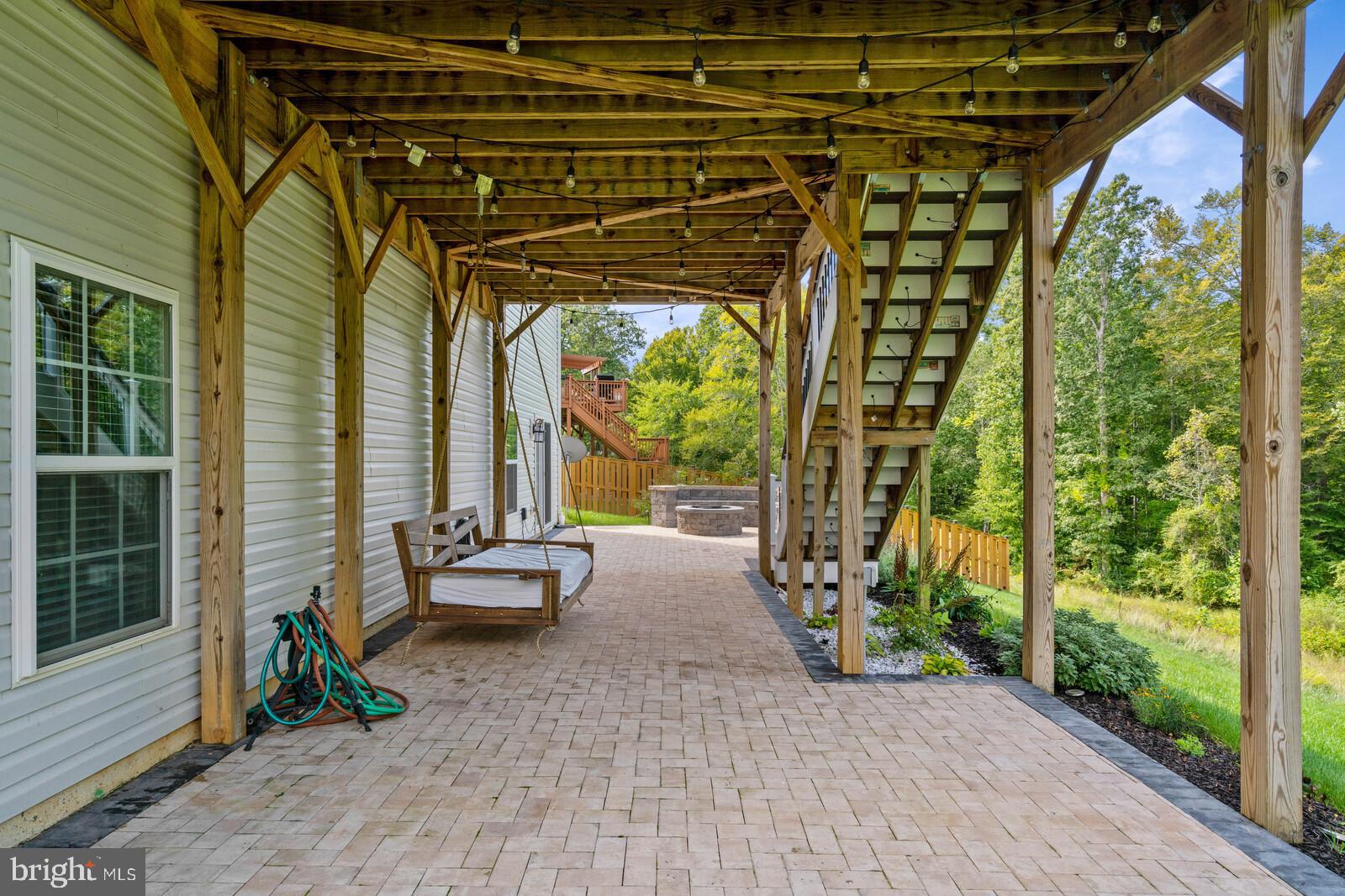 HOPE HILL CROSSING - Residential