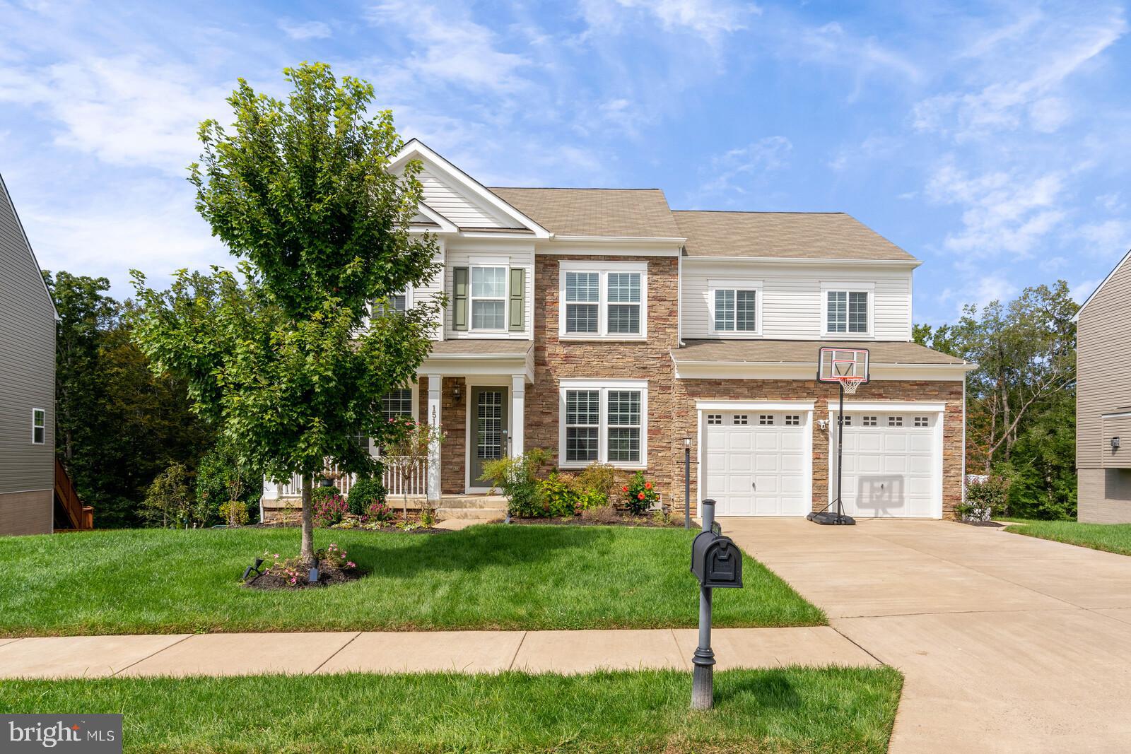 HOPE HILL CROSSING - Residential