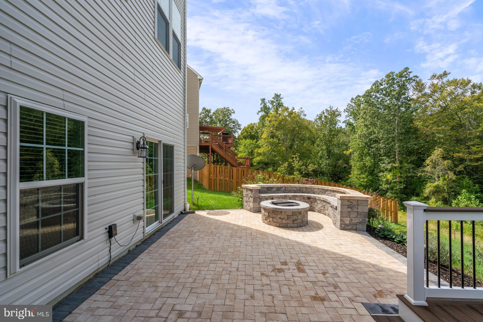 HOPE HILL CROSSING - Residential