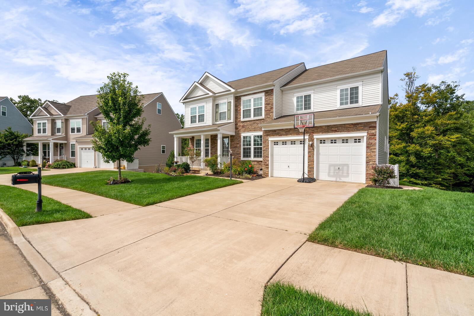 HOPE HILL CROSSING - Residential