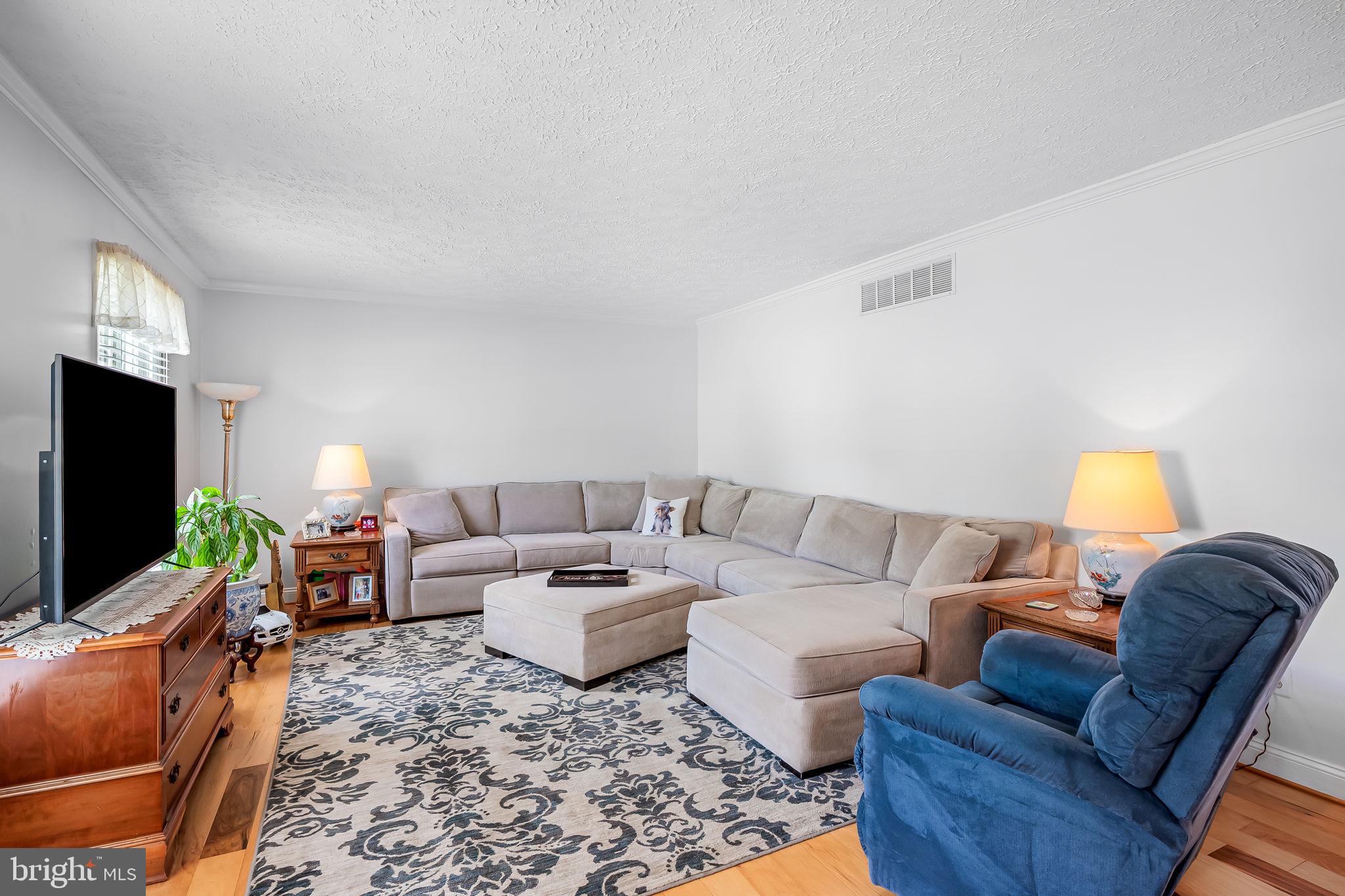 OAKHURST - Residential