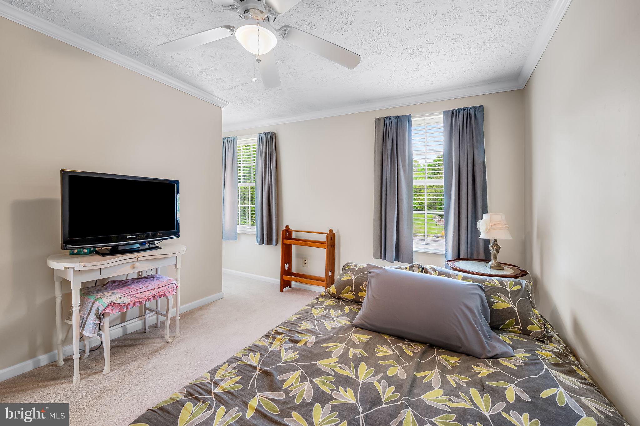 OAKHURST - Residential