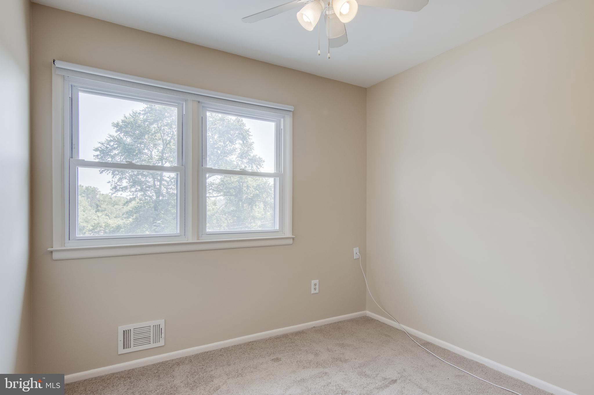 HUNT CLUB ESTATES - Residential