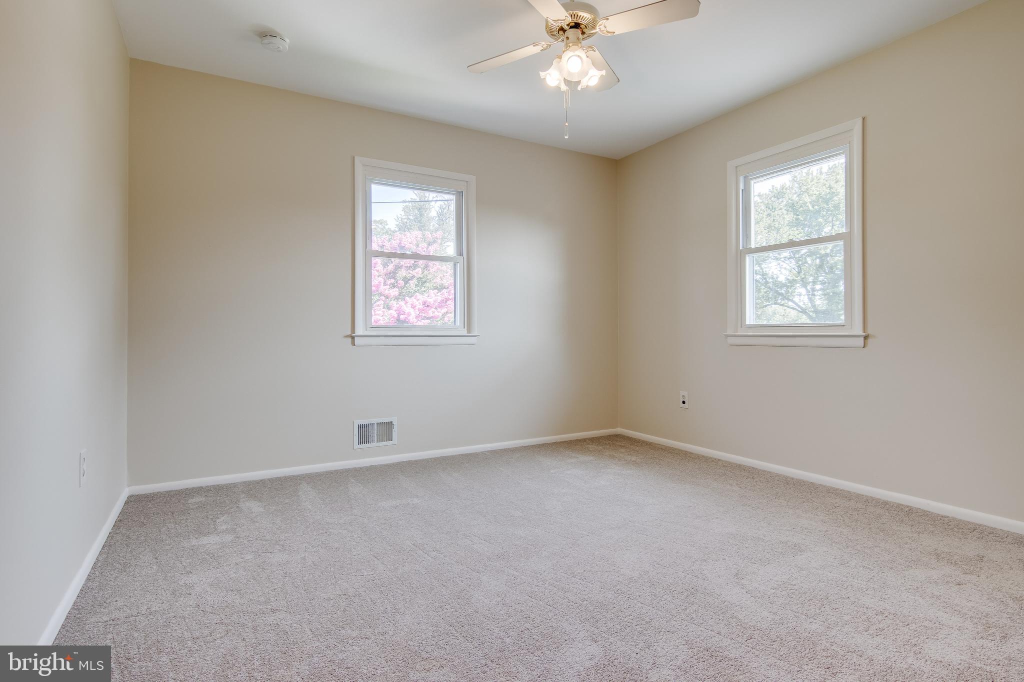 HUNT CLUB ESTATES - Residential